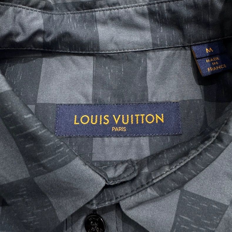 Louis Vuitton Louis Vuitton A checkered shirt 2501-Nextarrow Size US M / EU 48-50 / 2 - 5 Thumbnail