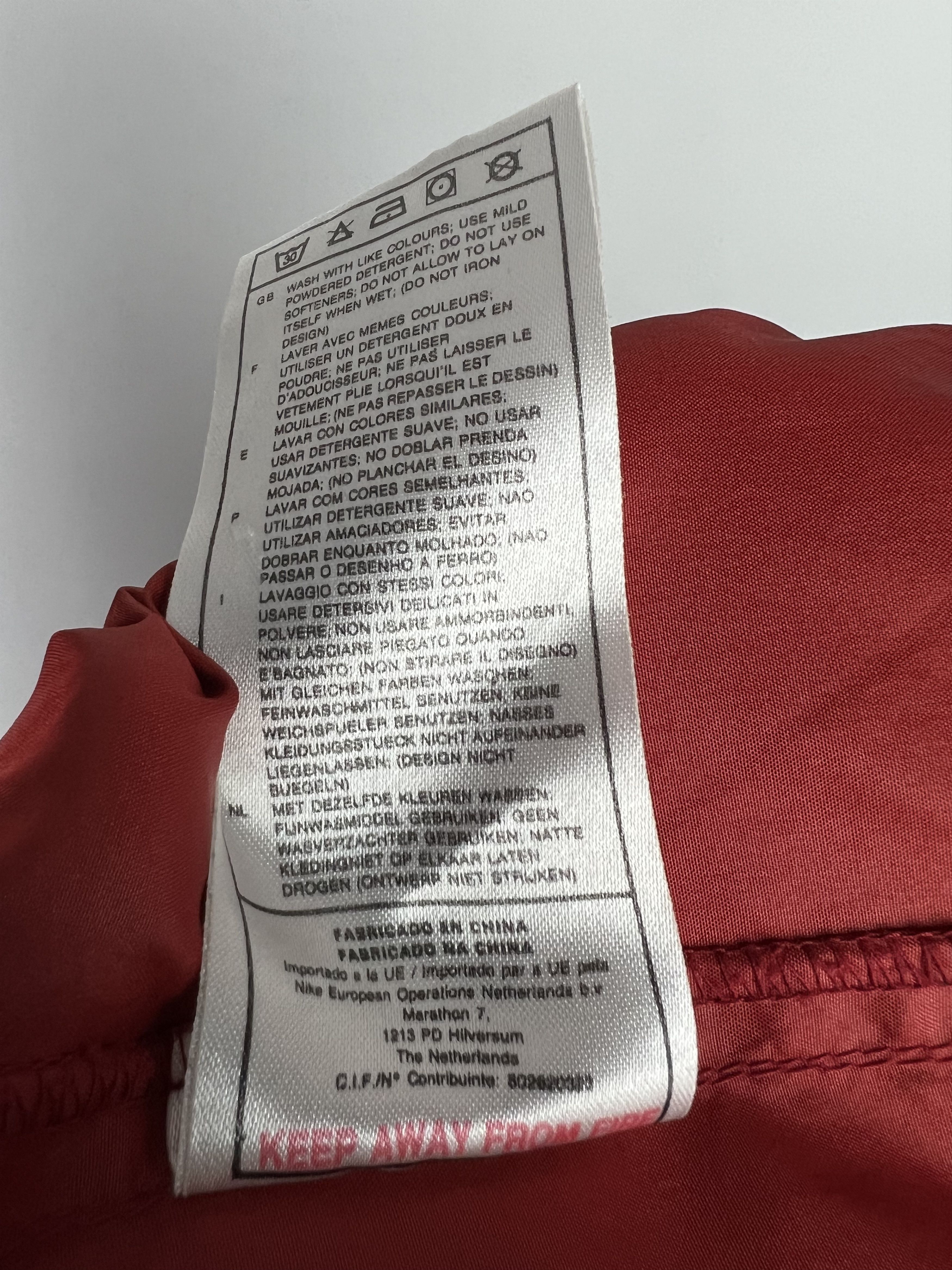 Nike Nike Vintage Jacket Size M Size US M / EU 48-50 / 2 - 14 Thumbnail