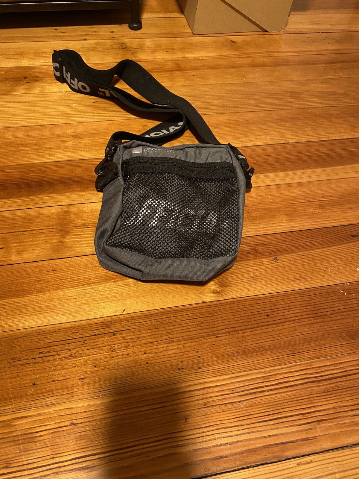 Other official brand gray sidebag Size ONE SIZE - 1 Thumbnail
