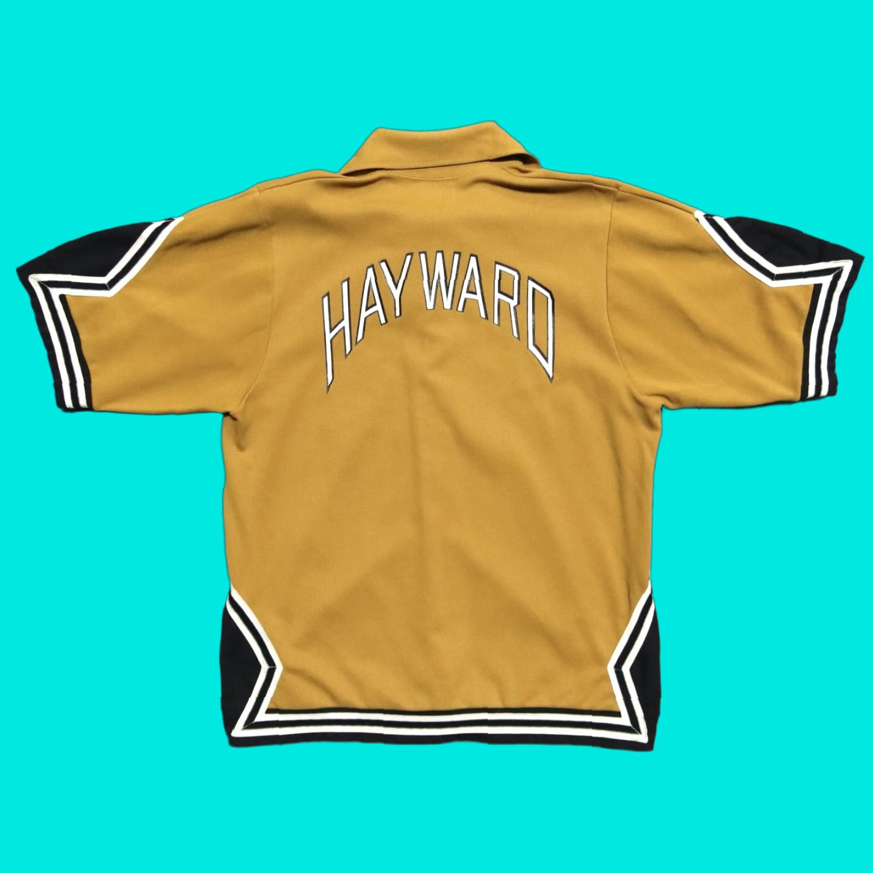 Champion VINTAGE Hayward High School Varsity Basketball Jersey Men L Gold Championship Style Jersey 90s Size US L / EU 52-54 / 3 - 1 Thumbnail