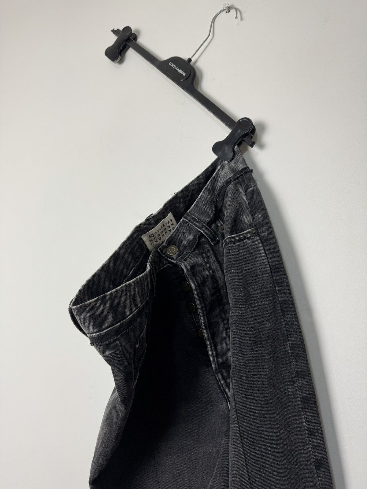 Maison Margiela Maison Margiela Black Deconstructed Hybrid Jeans Line 1 Size 27" / US 4 / IT 40 - 14 Thumbnail