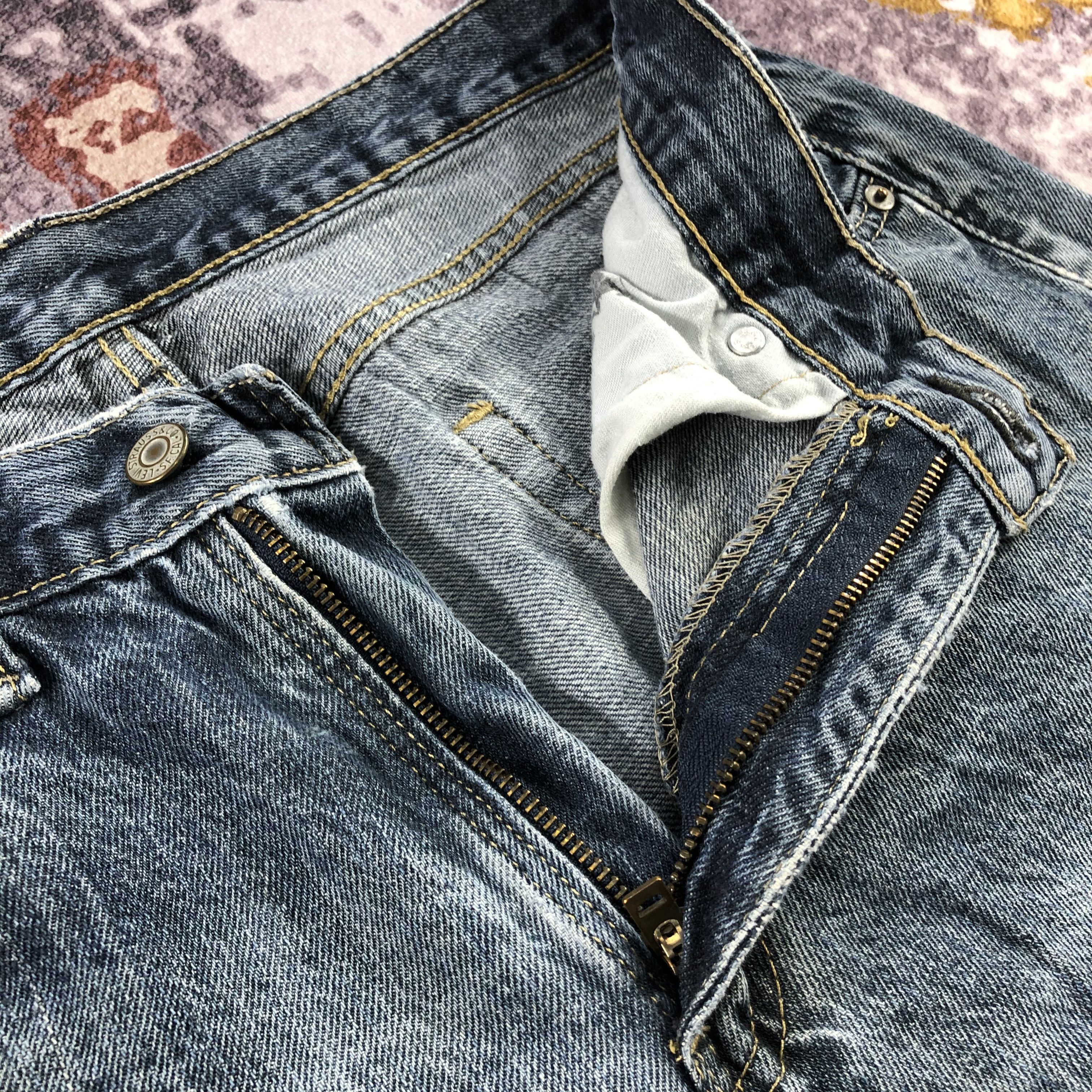 Levi's × Vintage Vintage Blue Wash Levis 505 Jeans-JM3126 Size US 31 - 11 Thumbnail