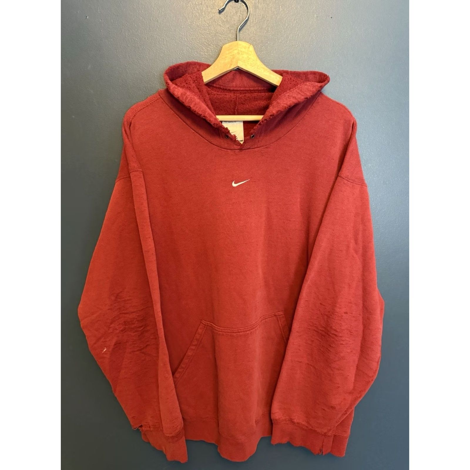 Nike VINTAGE Nike Hoodie Check Red Swoosh Center Distressed XL Men Regular Pullover Size US XL / EU 56 / 4 - 3 Thumbnail