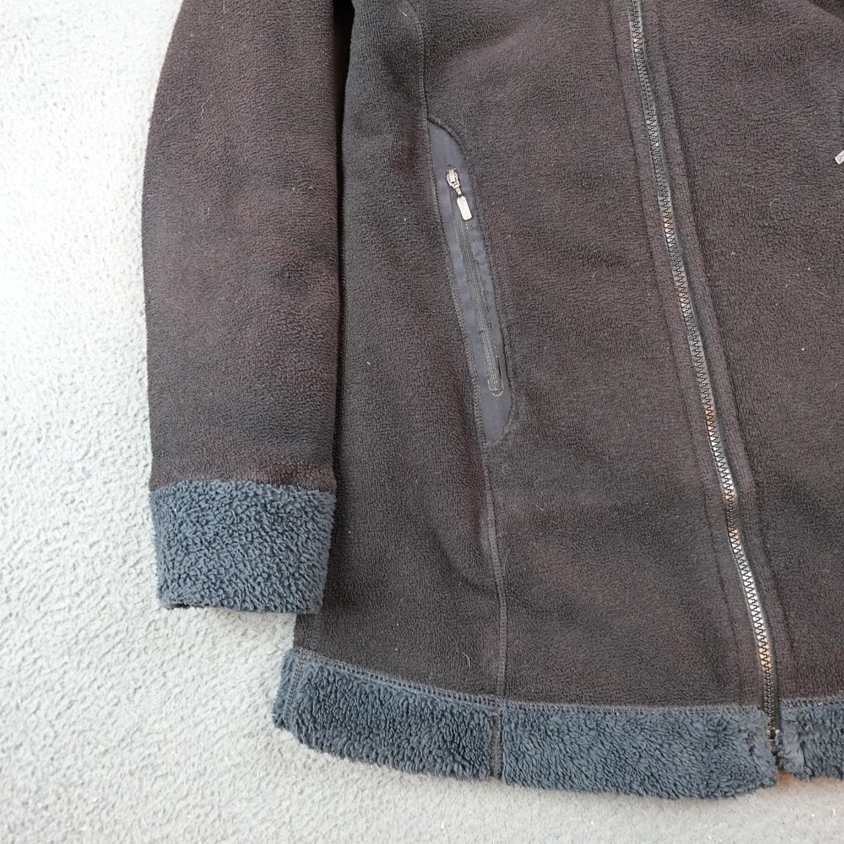 Patagonia Patagonia Fleece Jacket Womens Small Black Long Full Zip Coat Warm Winter Cozy Size S / US 4 / IT 40 - 4 Thumbnail