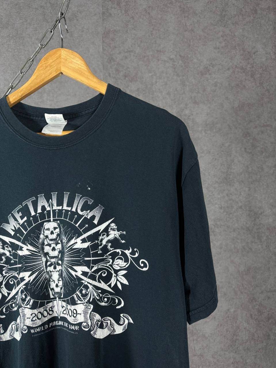 Metallica Metallica 2009 rock band overprinted tour tee Size US L / EU 52-54 / 3 - 3 Thumbnail