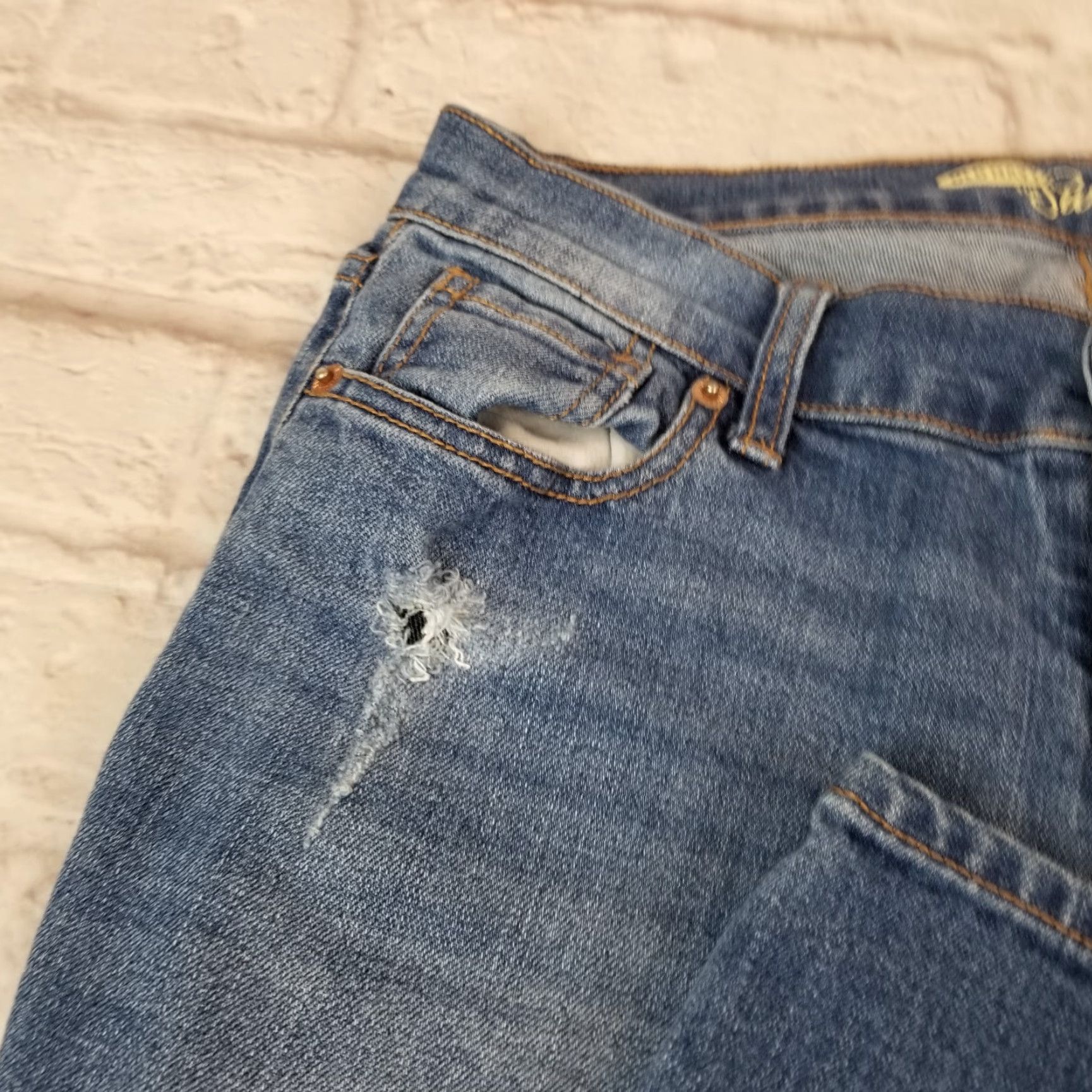 Old Navy Old Navy Jeans Womens The Sweetheart Distressed Size 2 Regular Straight Low Rise Jeans Size 26" / US 2 / IT 38 - 5 Thumbnail