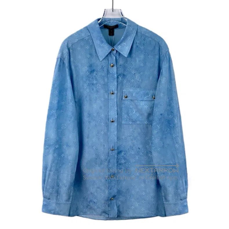 Louis Vuitton Louis Vuitton 22 blue logo, full print, mulberry silk lape Size XS / US 0-2 / IT 36-38 - 1 Thumbnail