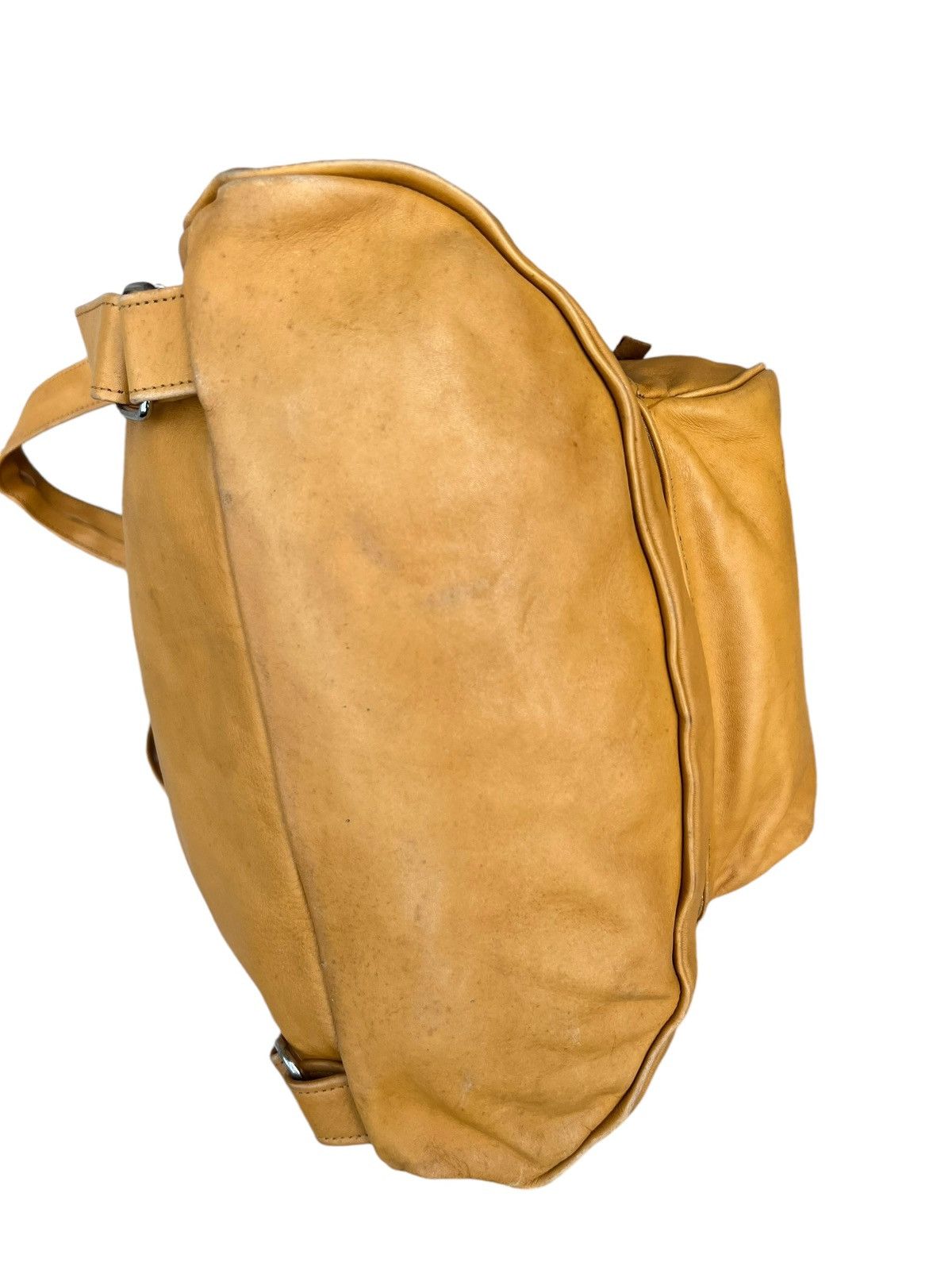 Leather Vintage Unknown Japan Brand Patina Leather Backpack Bag Size ONE SIZE - 18 Thumbnail