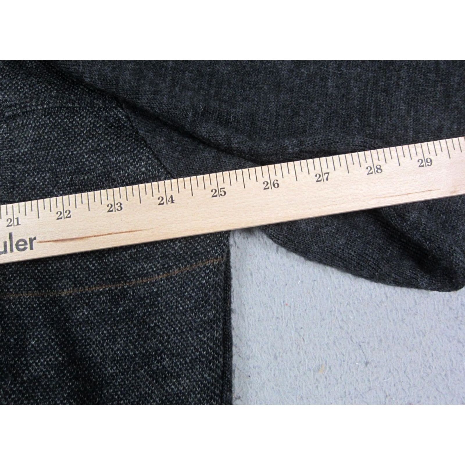 Cotton Traders VINTAGE Cotton Traders Sweater Mens XL Gray Plaid Wool Blend Crewneck 90s City Preppy All Seasons Mens Size US XL / EU 56 / 4 - 5 Thumbnail