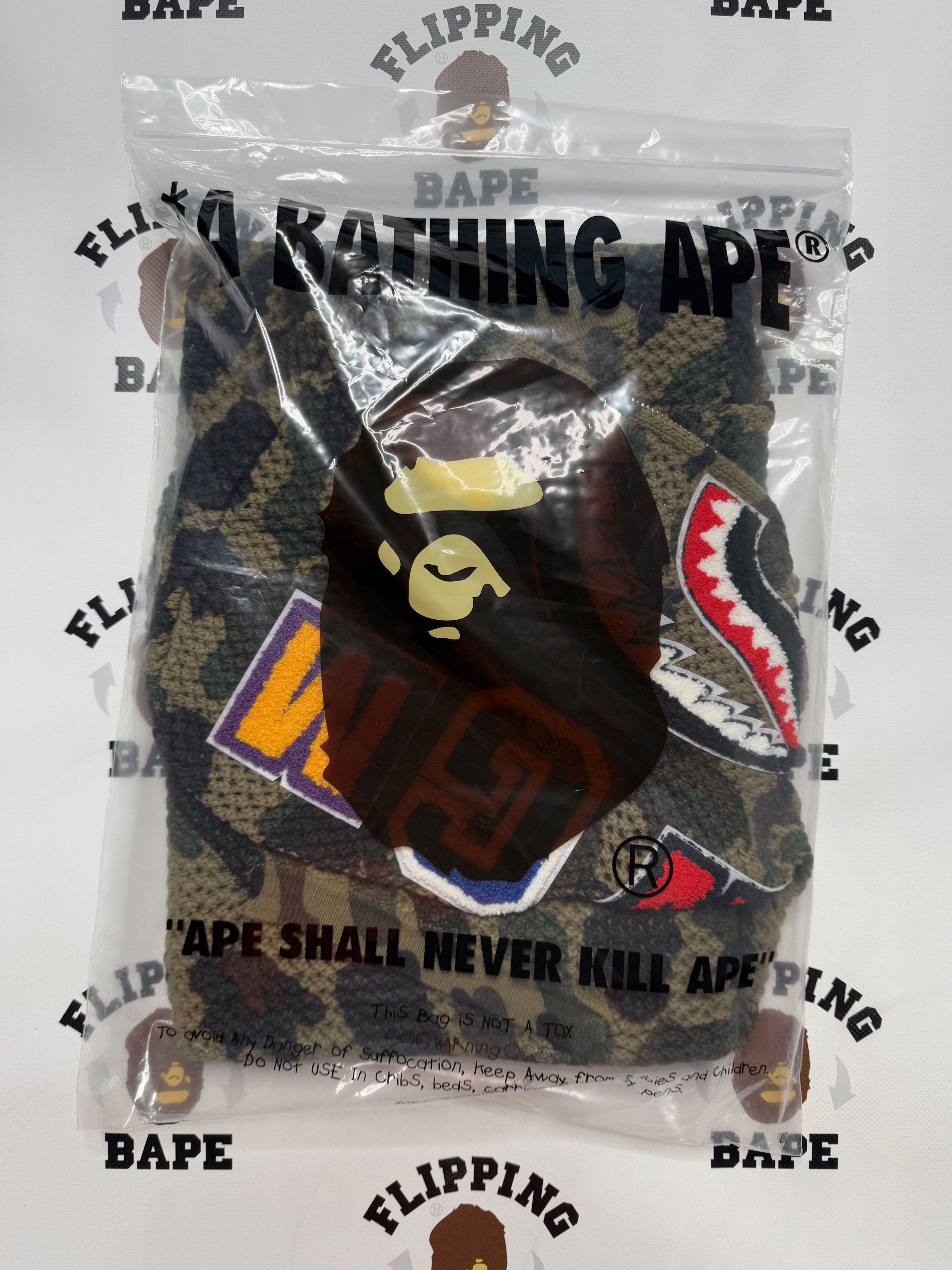 Bape 1ST CAMO CROCHET SHARK FULL ZIP HOODIE Size US L / EU 52-54 / 3 - 18 Thumbnail