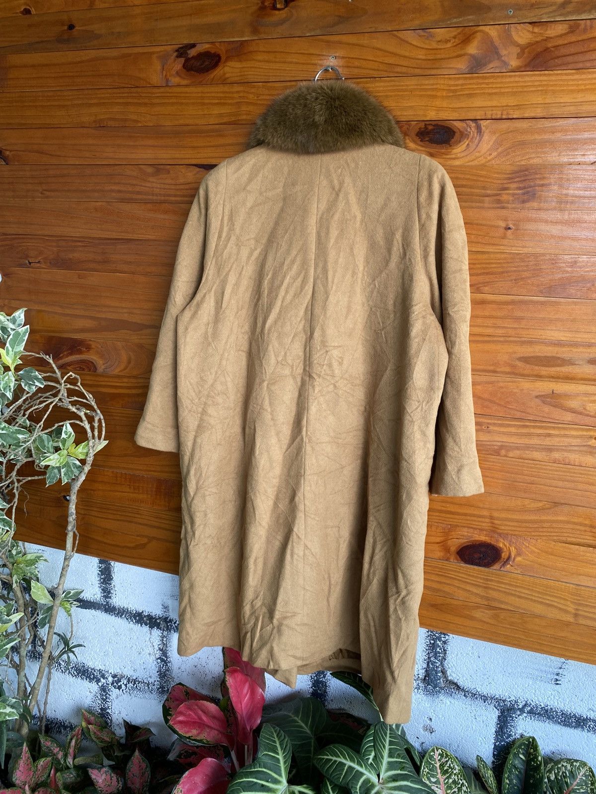 Japanese Brand Vintage AMISTA Camel Wool Coat with Real Fur Collar Elegant Size L / US 10 / IT 46 - 10 Thumbnail
