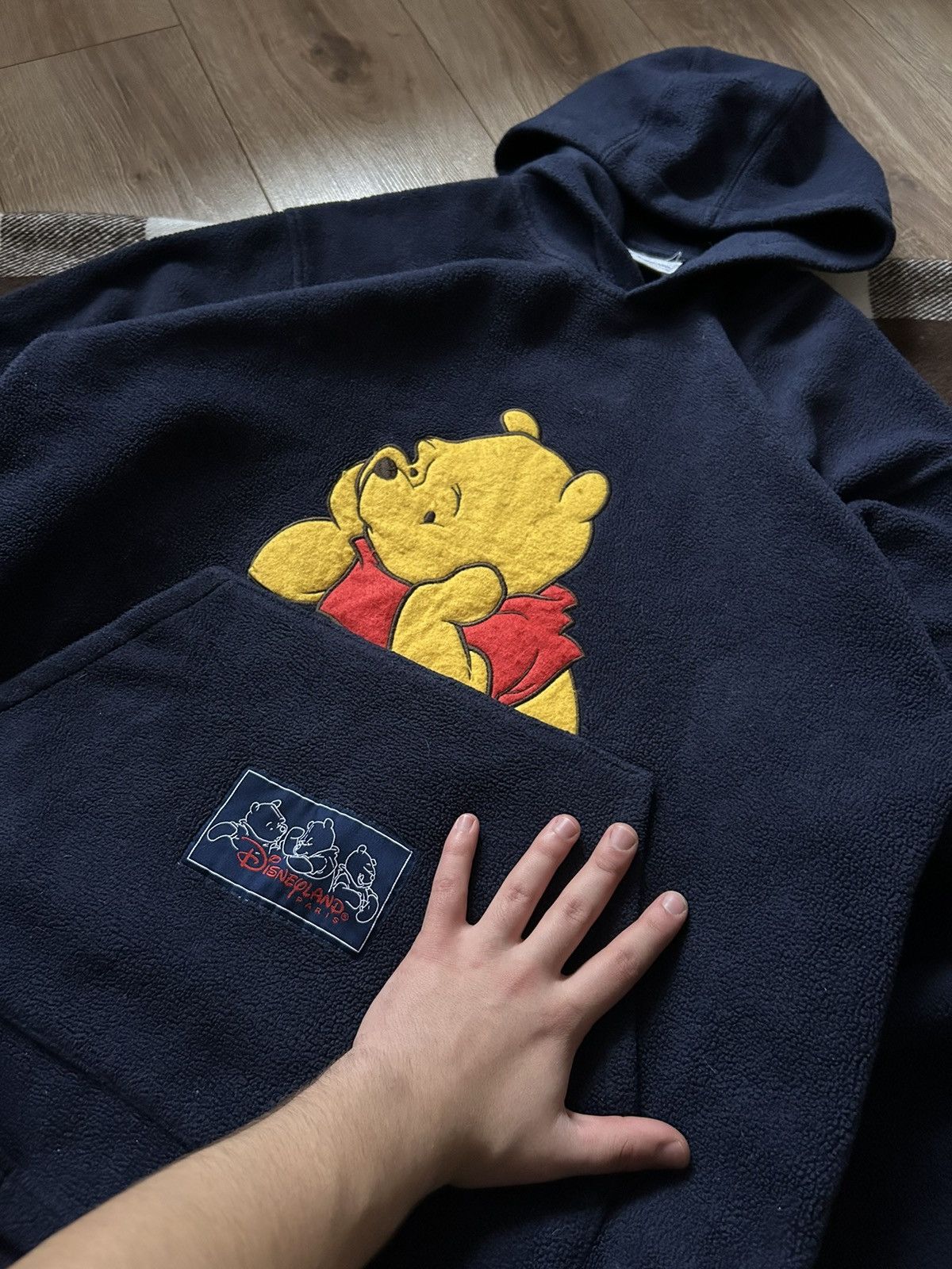 Disney × Vintage Vintage Winnie Pooh big logo hoodies mens fleece Size US L / EU 52-54 / 3 - 2 Thumbnail