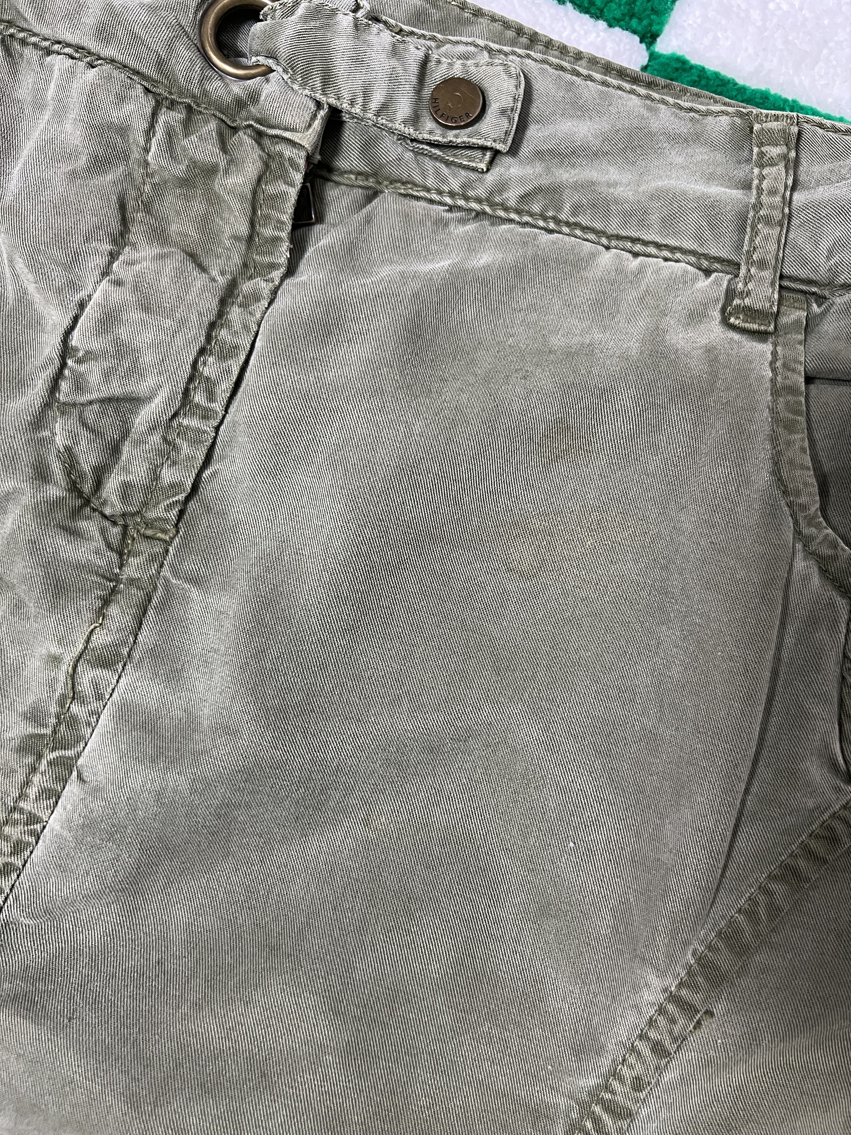 Tommy Hilfiger Tommy Hilfiger Y2K Grunge Skirt size 12 Size 34" / US 12 / IT 48 - 7 Thumbnail