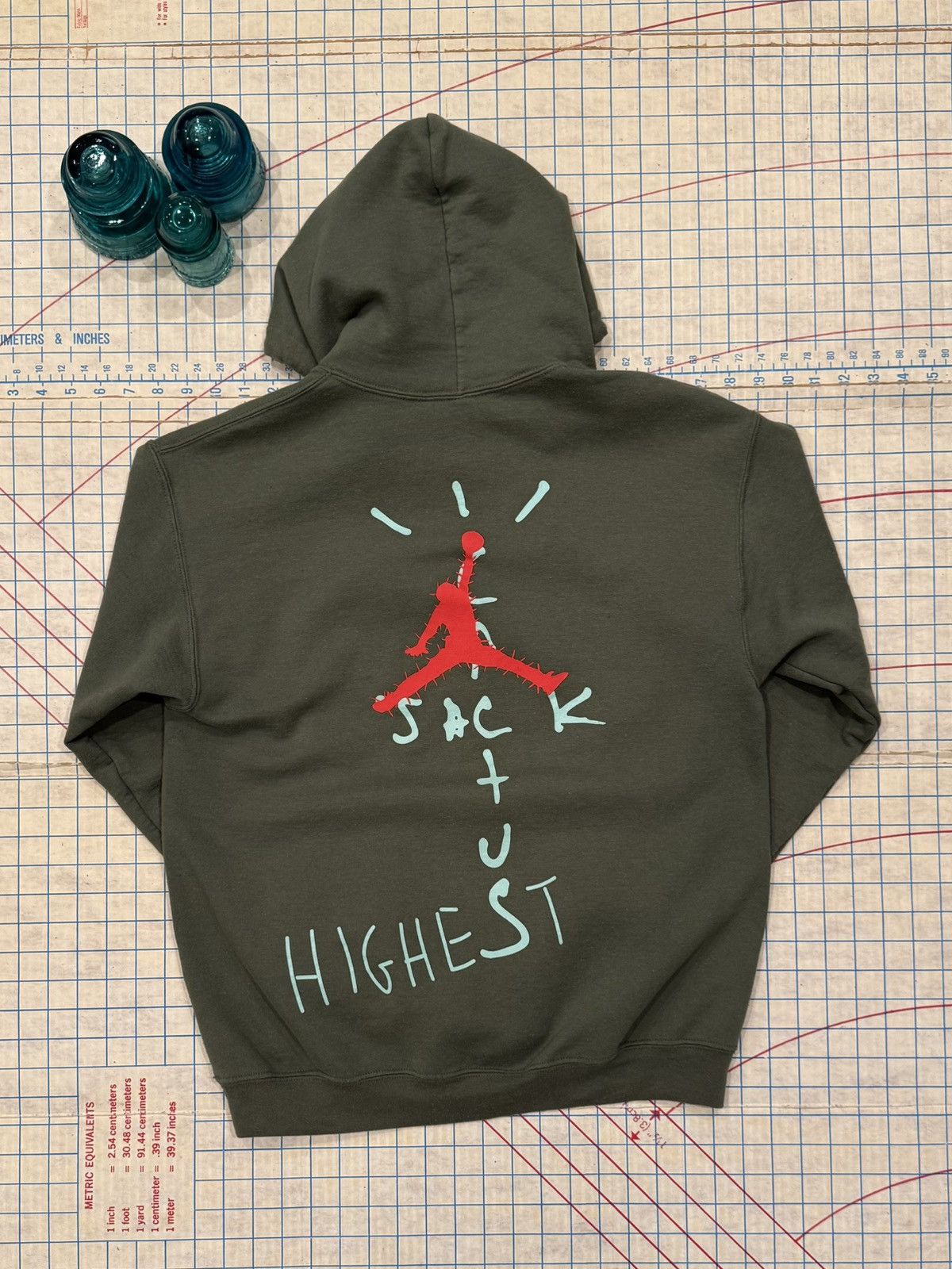 Travis Scott Travis Scott x Jordan Nike Air Cactus Jack Hoodie Mens Med Size US M / EU 48-50 / 2 - 5 Thumbnail