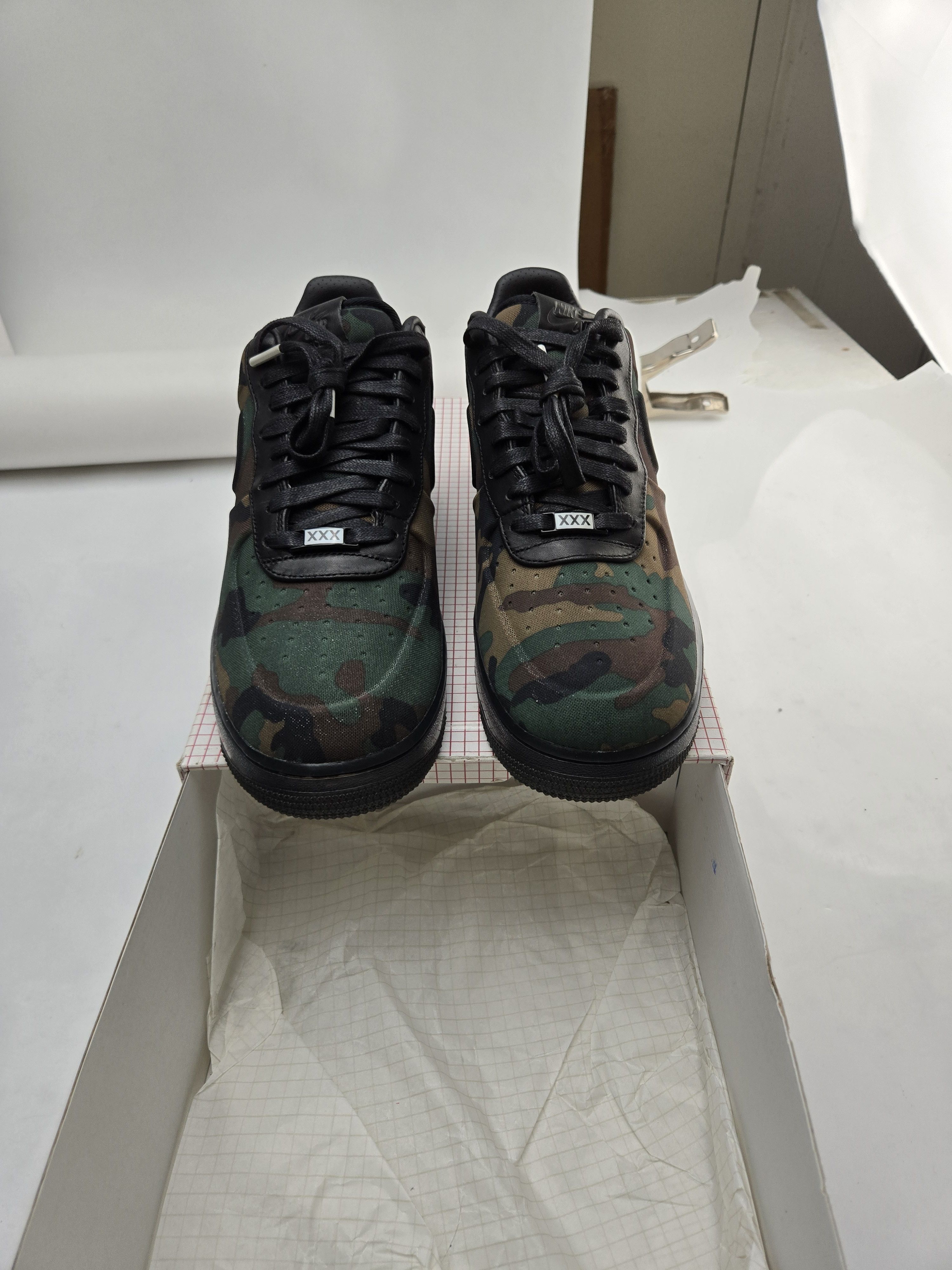 Nike Air Force 1 Low Max Air VT QS Camo 30th Anniversary Size US 9.5 / EU 42-43 - 1 Thumbnail