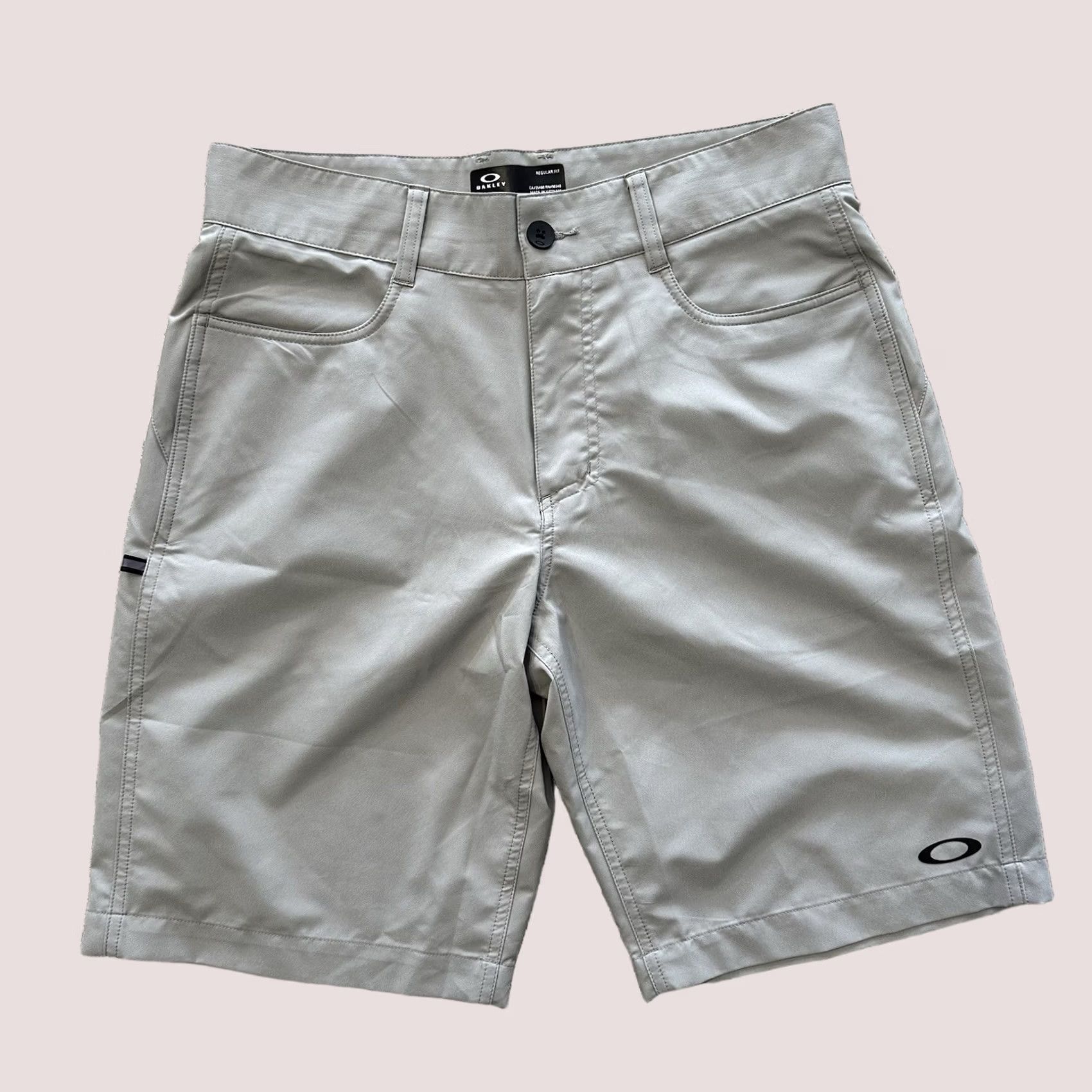 Oakley Oakley Baseline Hybrid 21 2.0 Shorts Mens 30 Gray Chino Flat Front Casual Pockets Stretch 10” Inseam XS-? No, use provided. Size US 30 / EU 46 - 1 Thumbnail