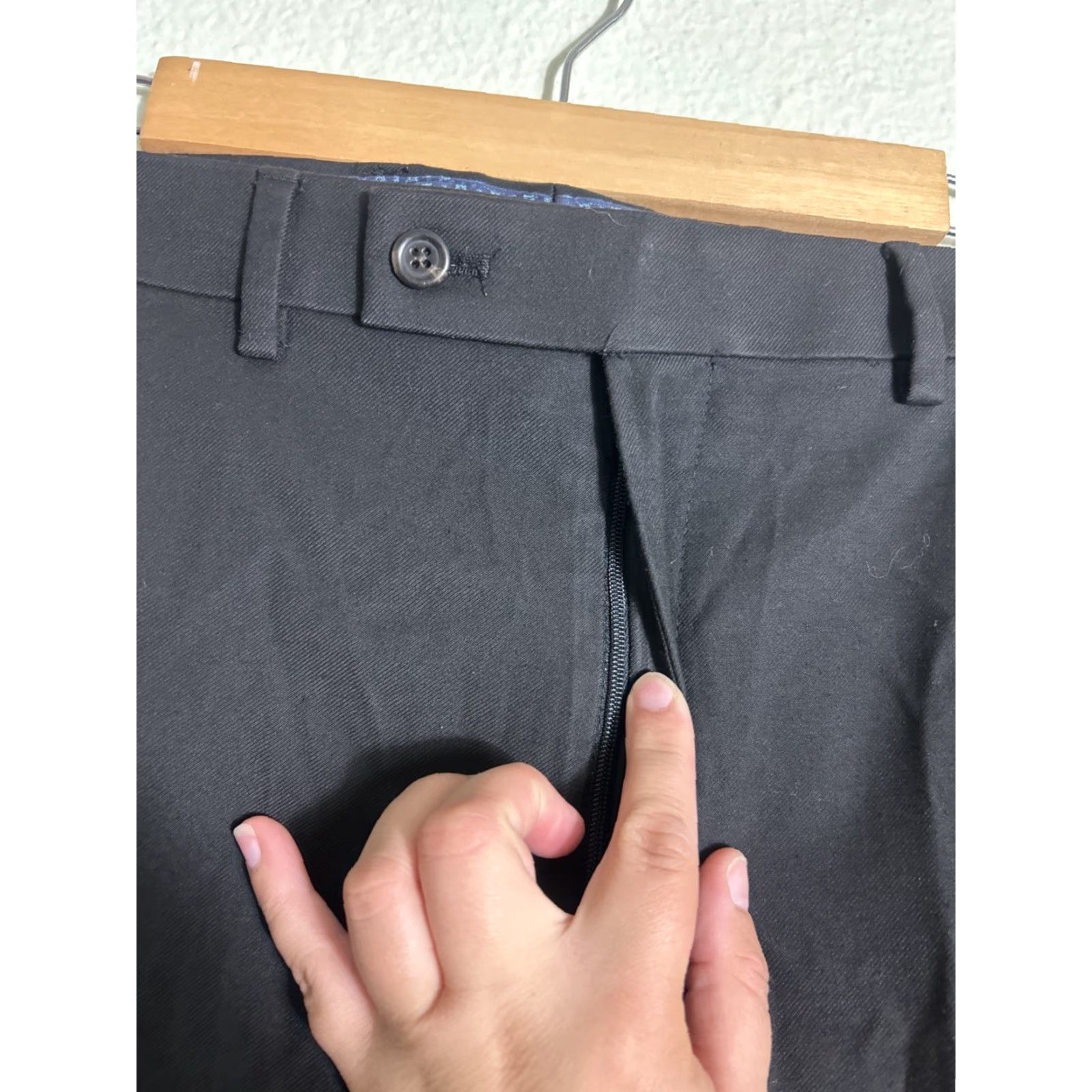 Ralph Lauren Lauren Ralph Lauren Dress Pants Black Mens Size 34x32 Polyester Rayon Blend Regular Inseam 32 Size US 34 / EU 50 - 6 Thumbnail