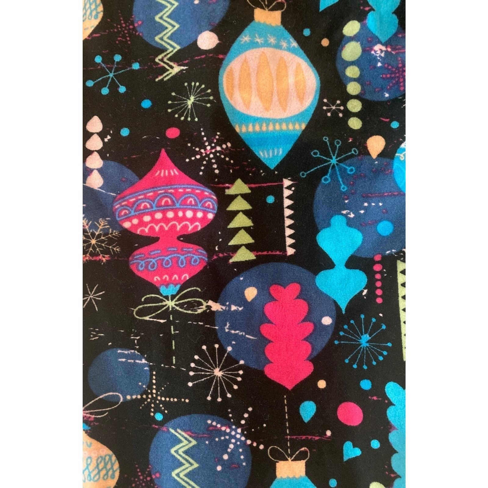 Other Set of Holiday Leggings Size 31" - 2 Thumbnail