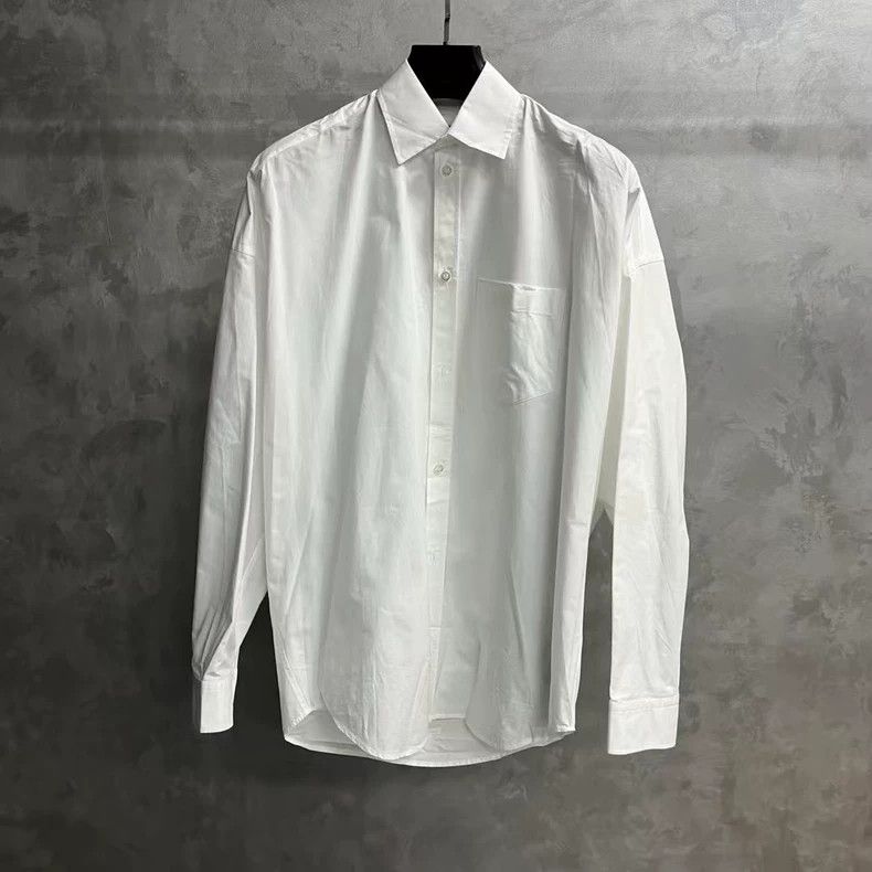 Balenciaga Balenciaga size 34 White Solid Logo Lapel Single Breasted Size XS / US 0-2 / IT 36-38 - 1 Thumbnail
