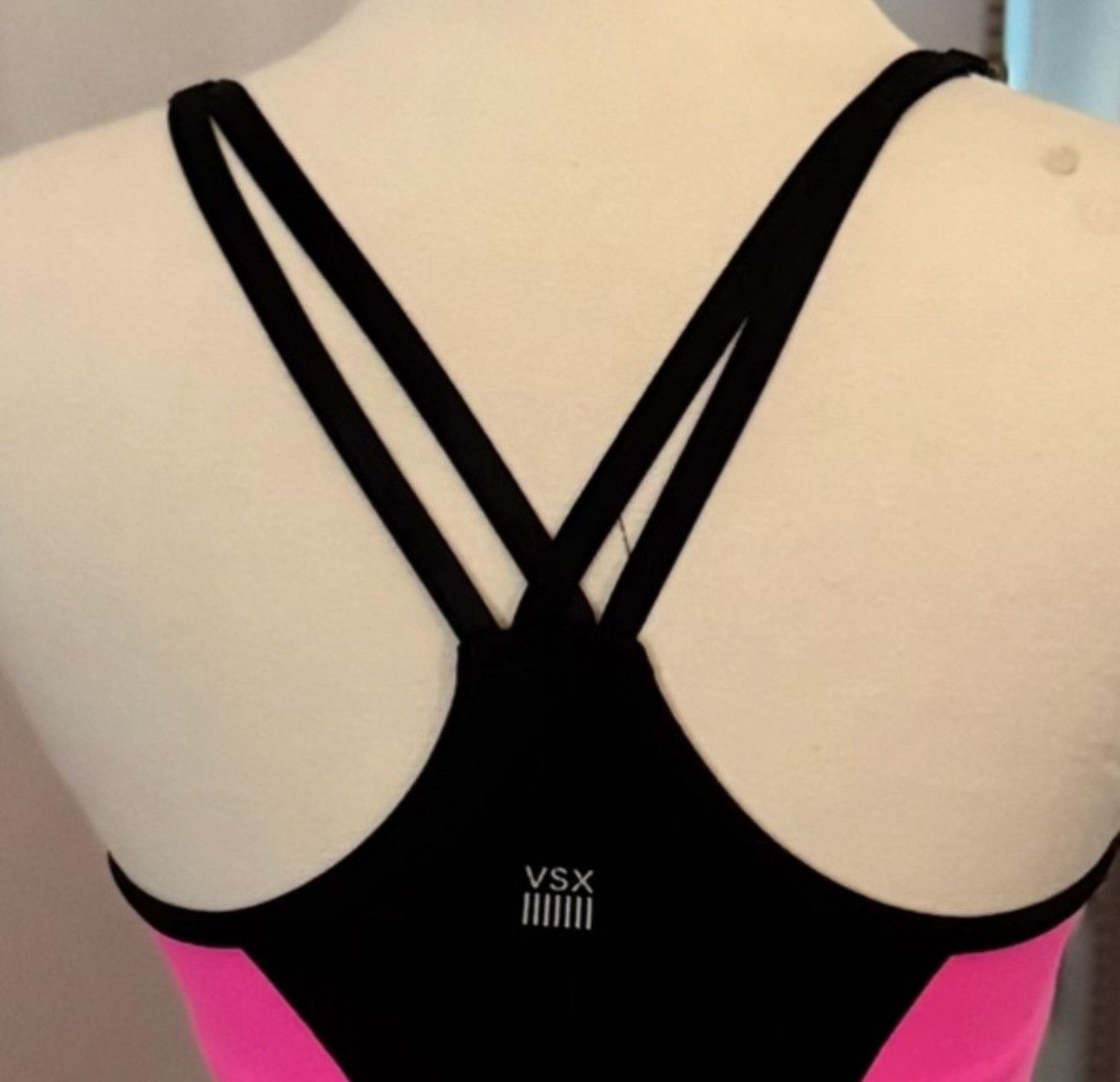 Victoria's Secret Victoria’s Secret VSX Sport Very Sexy Tank Top Size XS / US 0-2 / IT 36-38 - 9 Thumbnail