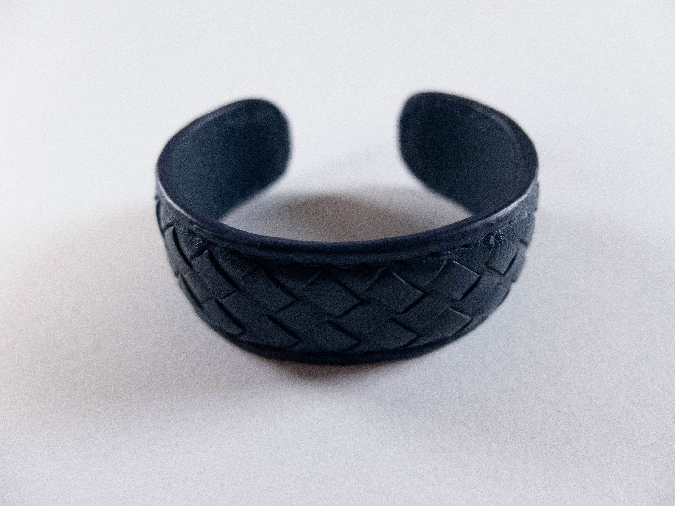 Bottega Veneta BOTTEGA VENETA blue intrecciato leather woven cuff bracelet Size ONE SIZE - 2 Thumbnail