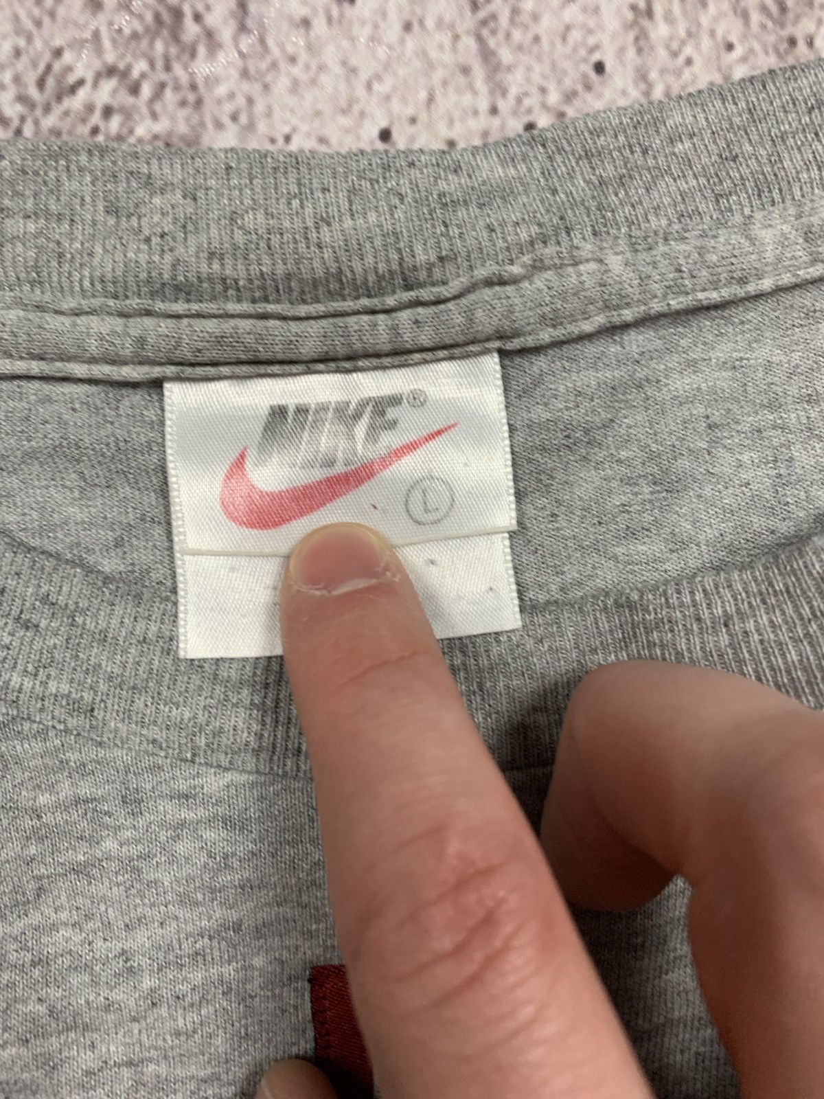 Nike Nike Tee Vintage Sk8 Style T-shirt USA Avantgarde Sport Size US L / EU 52-54 / 3 - 5 Thumbnail