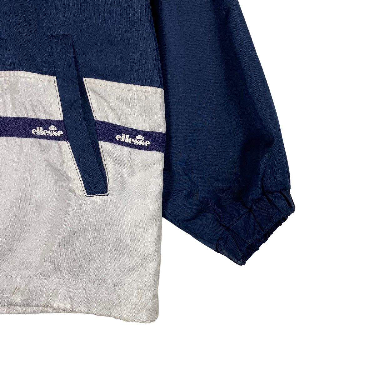 Ellesse Vintage Ellesse Small Logo Zipper Light Jacket Size US L / EU 52-54 / 3 - 7 Thumbnail