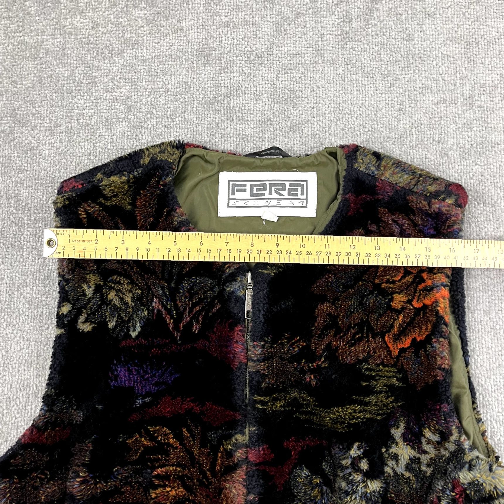Vintage FERA Skiwear Vest Womens Size 8 S/M Cropped Faux Fur Fuzzy Black Floral Full Zip Vintage Womens Size M / US 6-8 / IT 42-44 - 6 Thumbnail