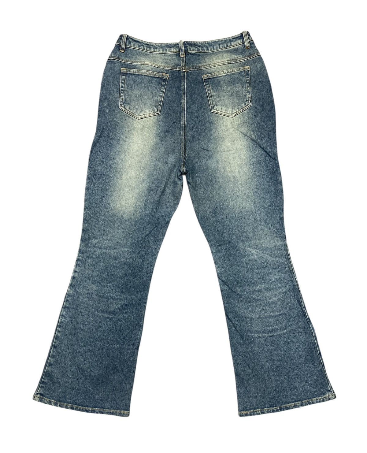 Japanese Brand Butterfly Embroidered Flare Jeans Size 30" / US 8 / IT 44 - 4 Thumbnail