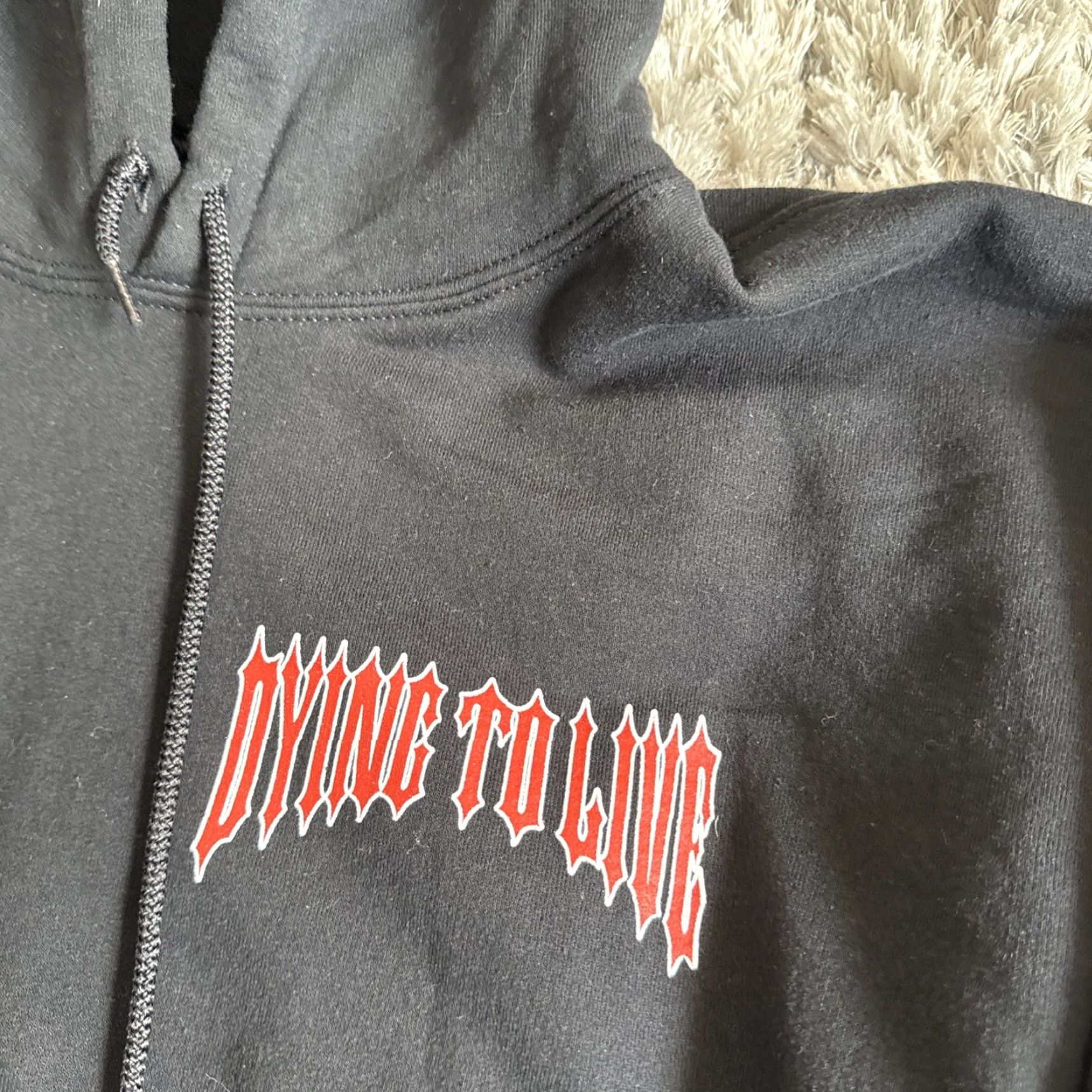Olive VINTAGE? Popular Poison Hoodie Black Pullover Men L Adult Large Dying To Live Livin To Die Size US L / EU 52-54 / 3 - 6 Thumbnail