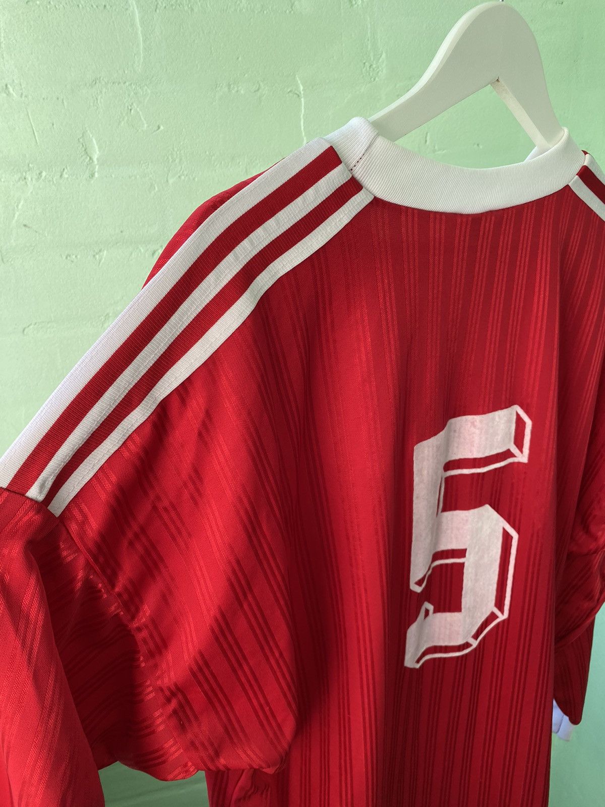 Adidas × Vintage Vintage Football Template Shirt Very Rare Number 5 Size US XL / EU 56 / 4 - 10 Thumbnail