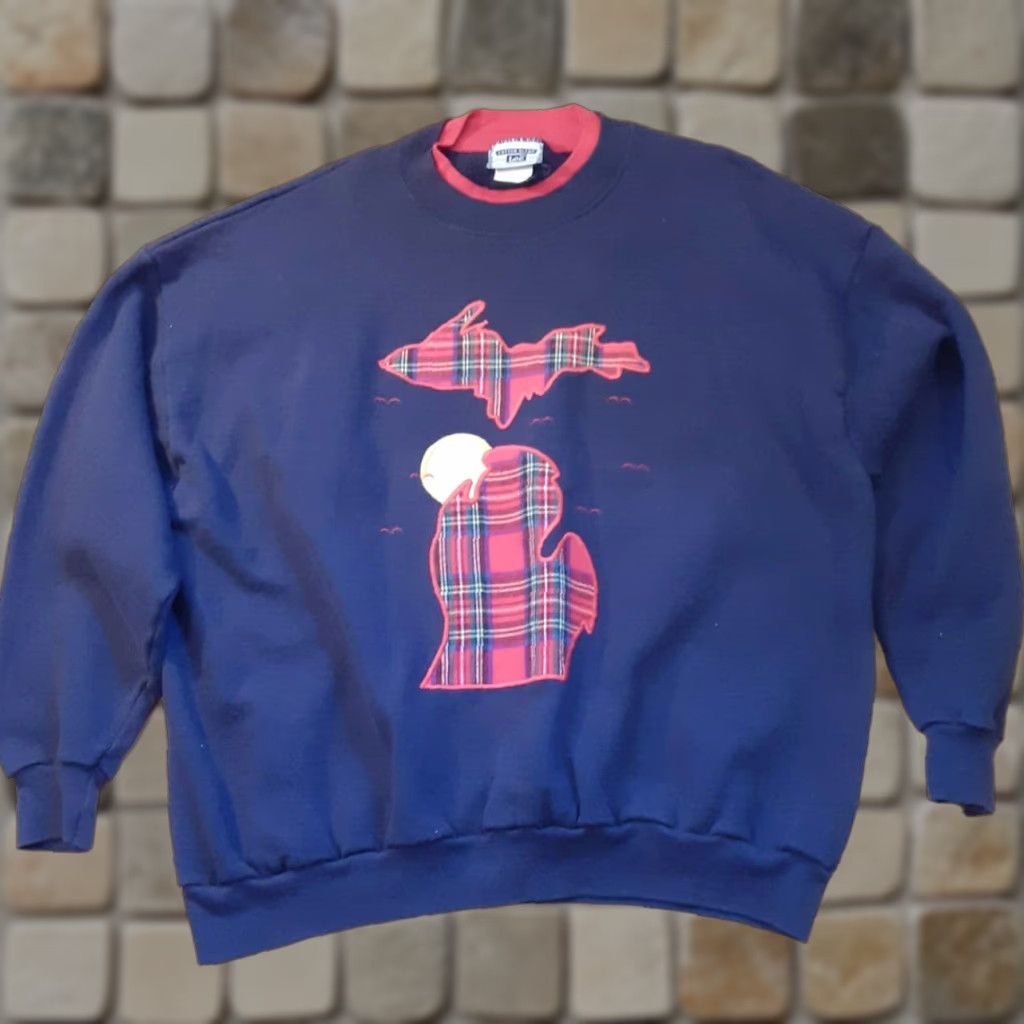 Lee Vintage Embroidered Michigan Map 2X Lee Red Sweatshirt User: Vintage Embroidered Michigan Map 2X Lee Red Sweatshirt Size US XXL / EU 58 / 5 - 1 Thumbnail