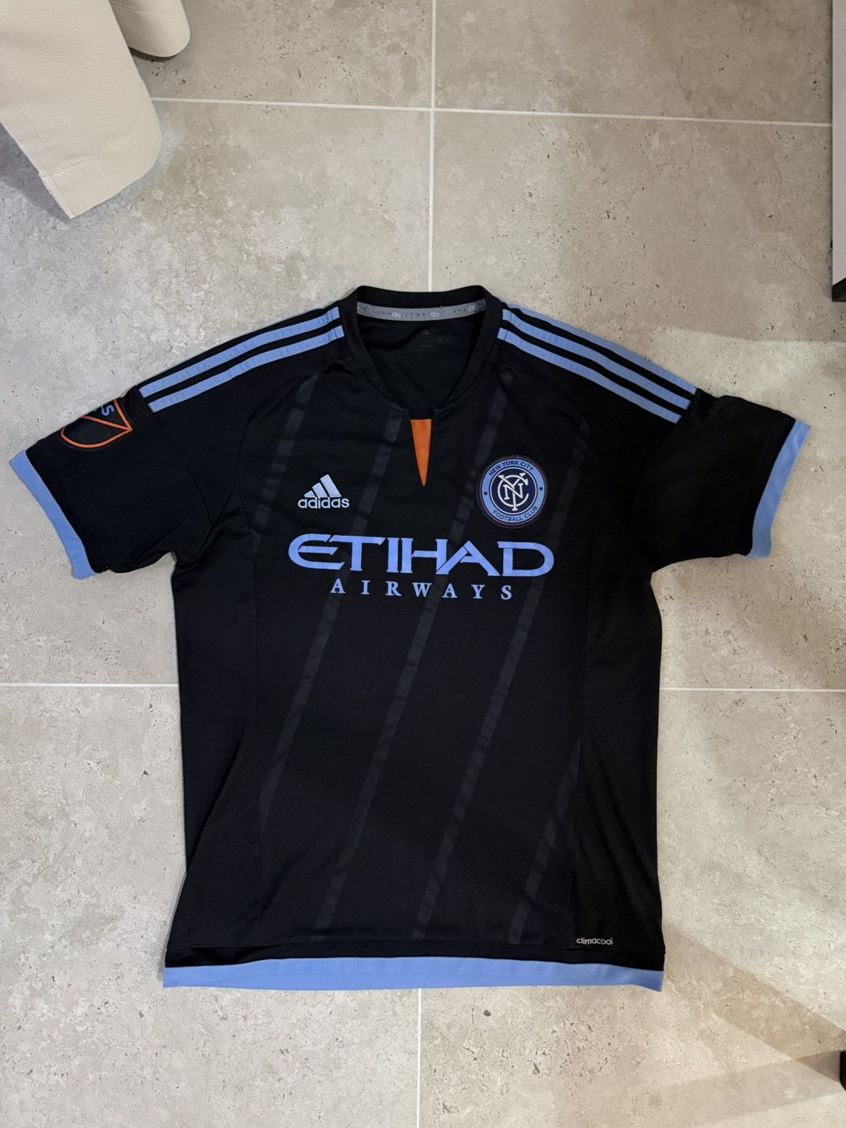 Adidas Adidas Manchester City Authentic Jersey 2015 Size US M / EU 48-50 / 2 - 1 Thumbnail