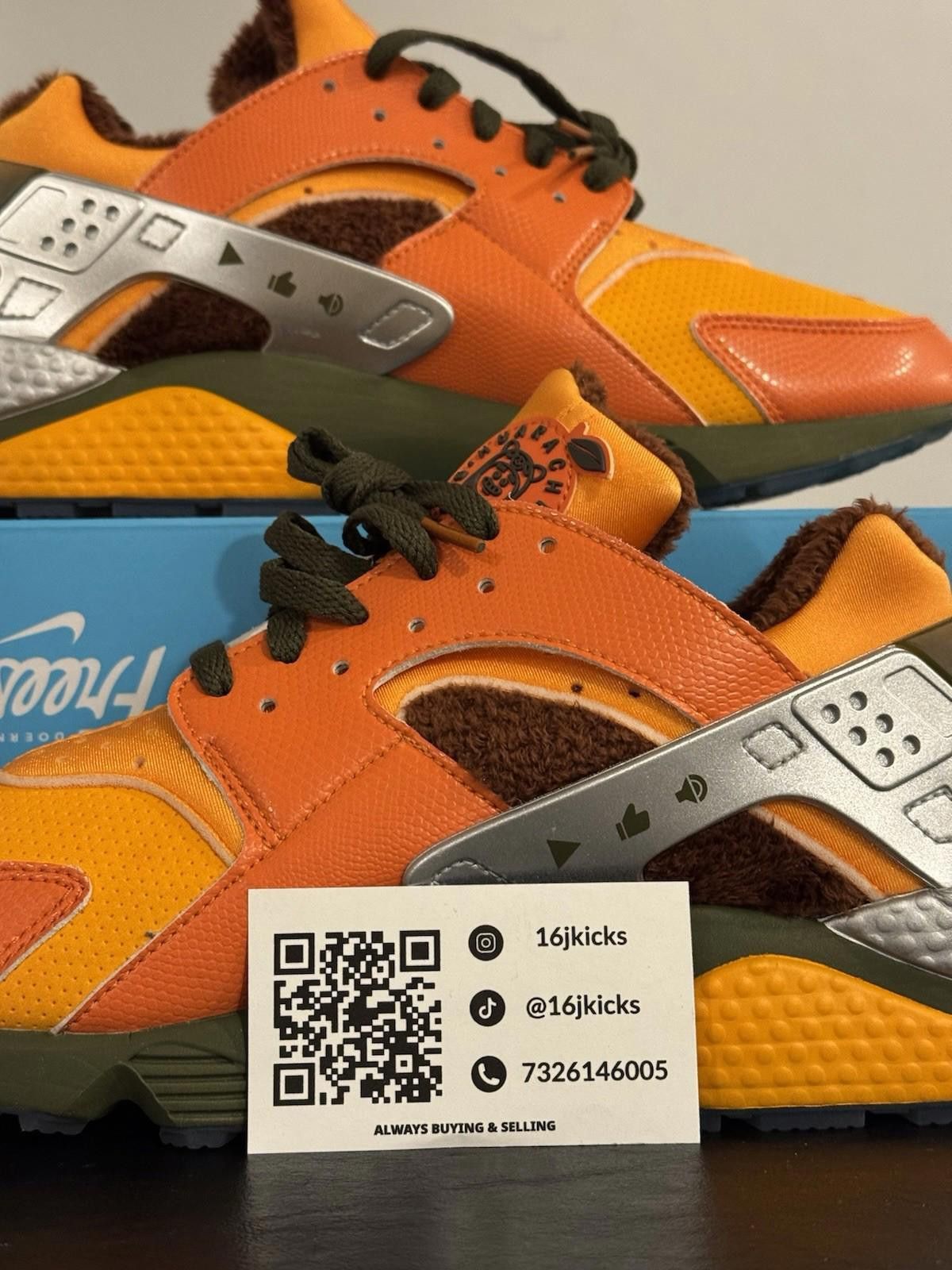 Nike Size 11 - Nike Air Huarache Doernbecher 2023 Size US 11 / EU 44 - 2 Thumbnail
