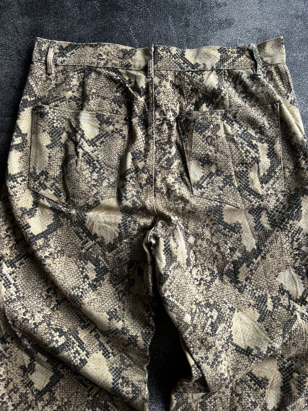 Japanese Brand Extraordinary Python Print Jeans Size US 33 - 10 Thumbnail