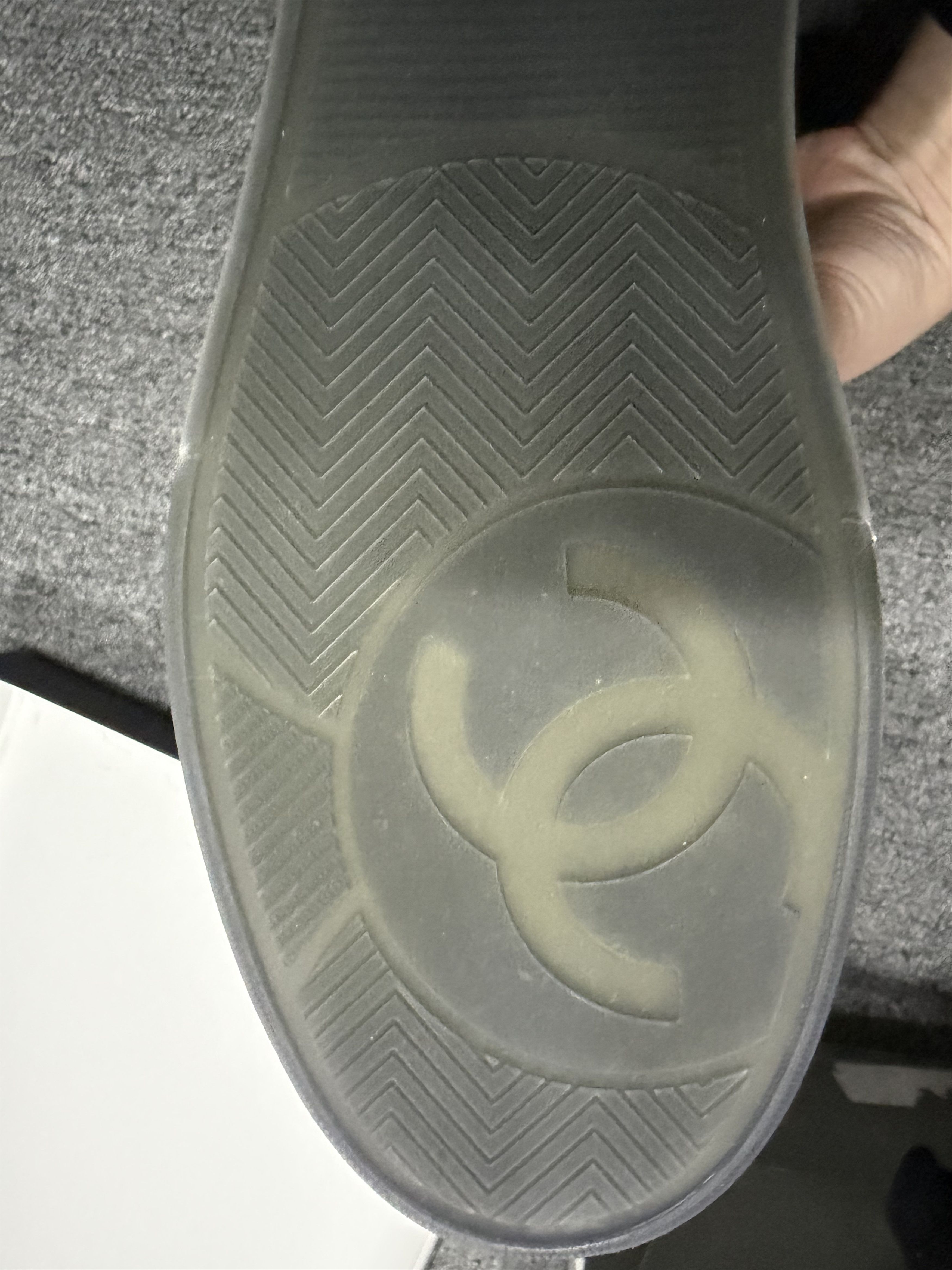 Chanel Chanel 22A White & Black Suede Sneakers Size US 10 / EU 43 - 12 Thumbnail