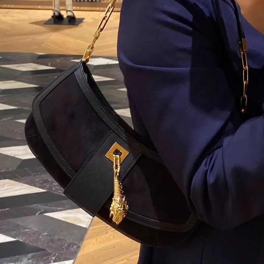 Gucci Pre-loved Bag Very good condition Size ONE SIZE - 1 Thumbnail