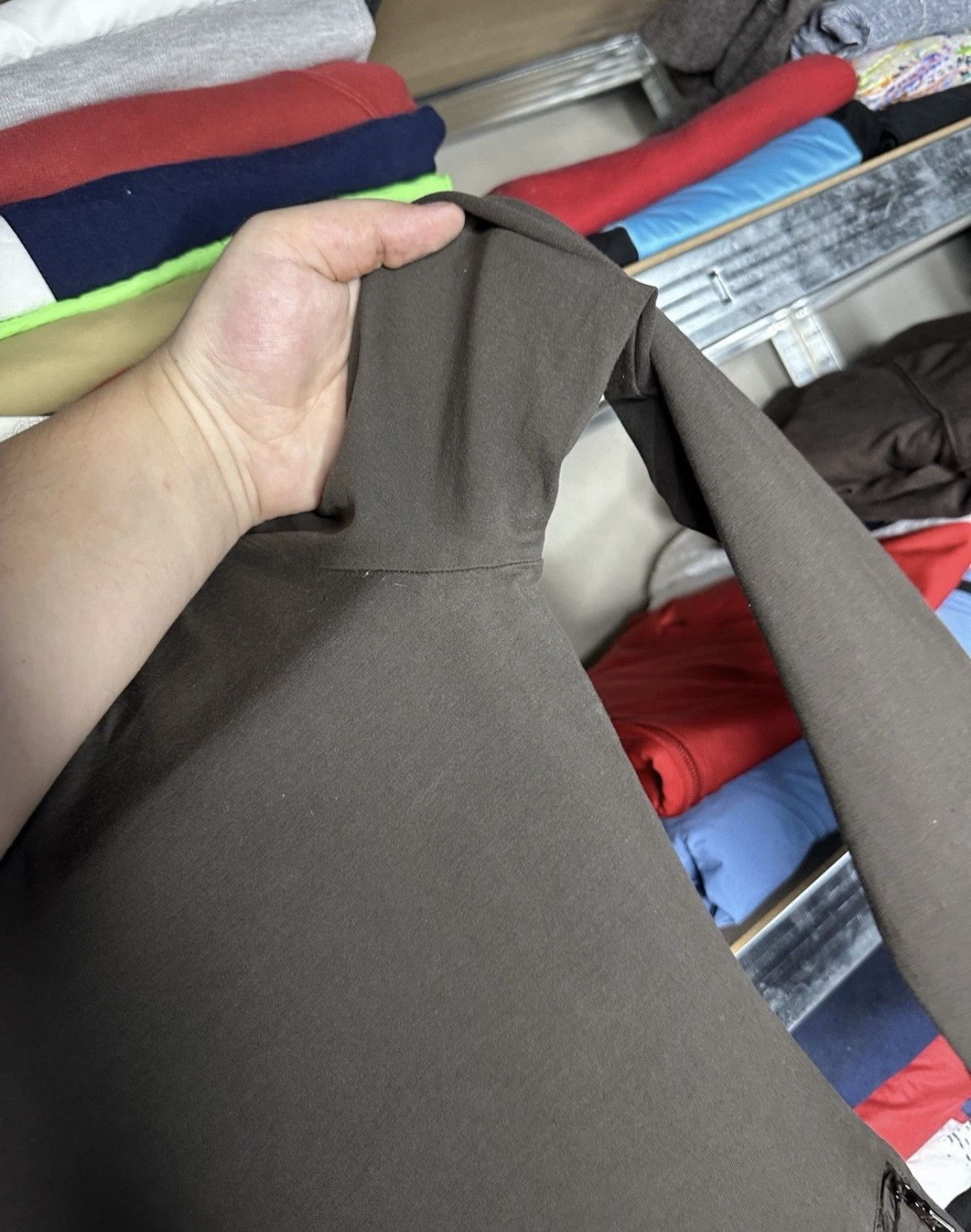 Prada Prada Red Tab And Pocket Brown V-Neck Long Sleeve Top Size L / US 10 / IT 46 - 10 Thumbnail