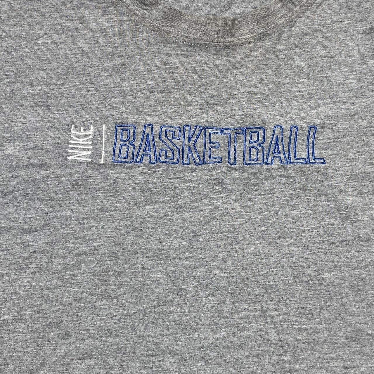 Nike Vintage Nike Gray Embroidered Basketball Tee Size Large Size US L / EU 52-54 / 3 - 3 Thumbnail