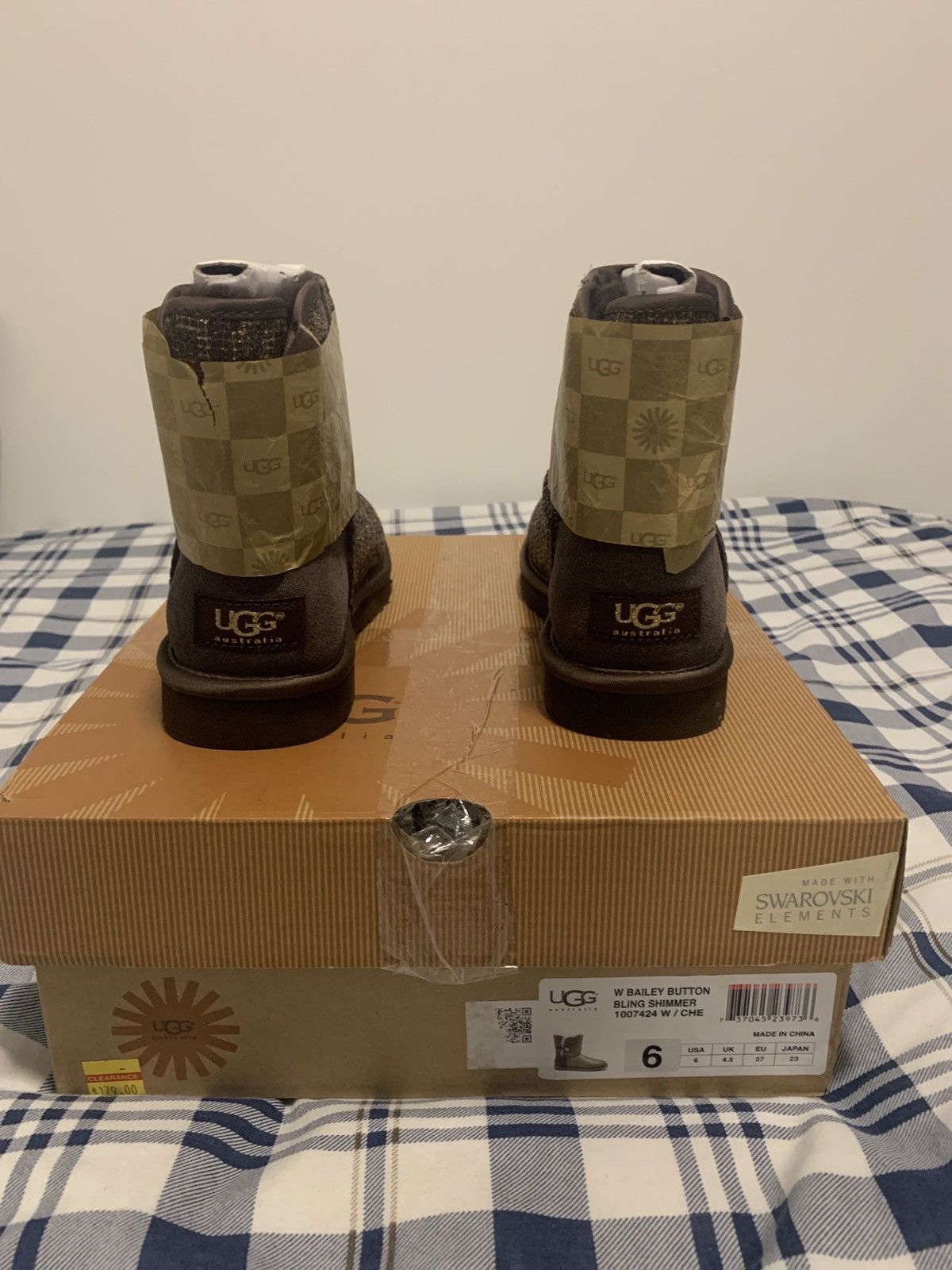 Swarovski UGG Bailey Button Bling Shimmer Boots Size US 6 / IT 36 - 4 Thumbnail