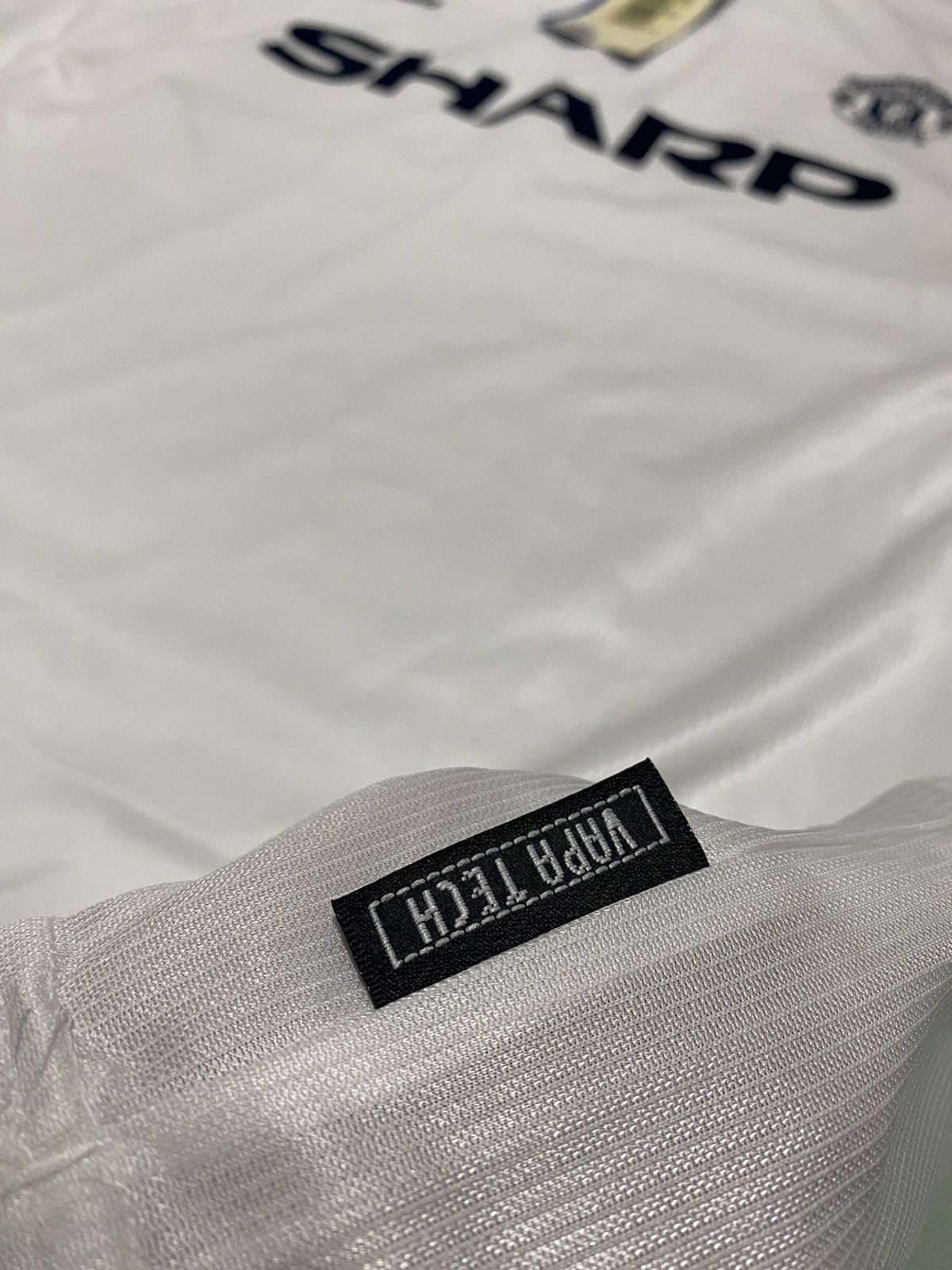 Umbro Manchester United 1999 Away sponsored by sharp⚽️(Deadstock💎) Size US XL / EU 56 / 4 - 8 Thumbnail