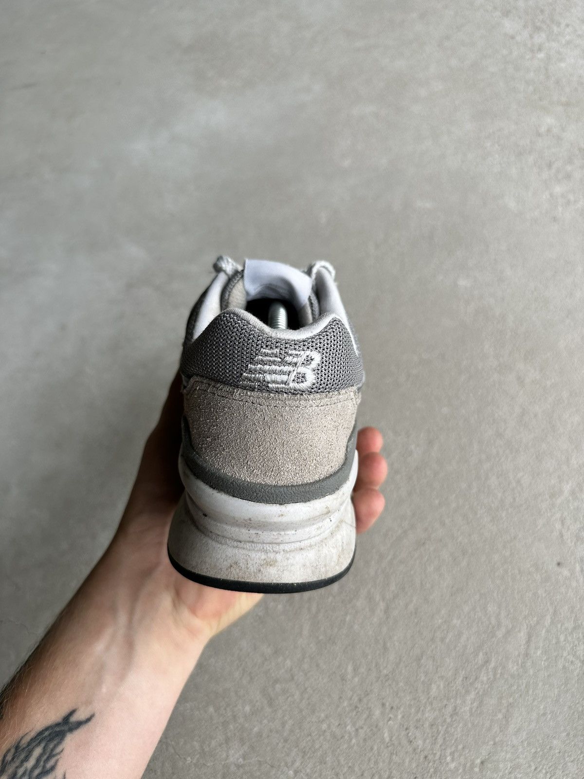 New Balance NEW BALANCE 997H Size US 9.5 / EU 42-43 - 14 Thumbnail