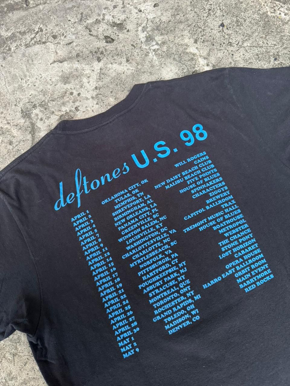 Band Tees Deftones Around the fur U.S Tshirt Size US L / EU 52-54 / 3 - 3 Thumbnail