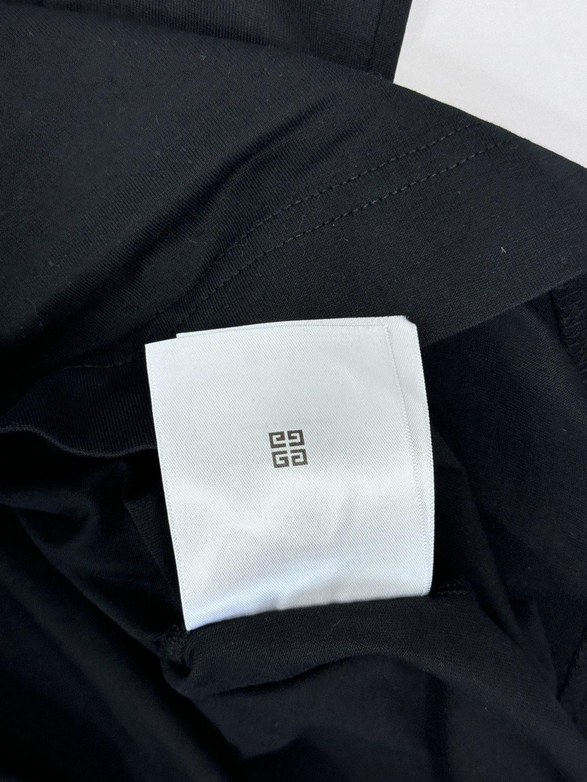 Givenchy GIVENCHY PRINT T-SHIRT Size US L / EU 52-54 / 3 - 7 Thumbnail