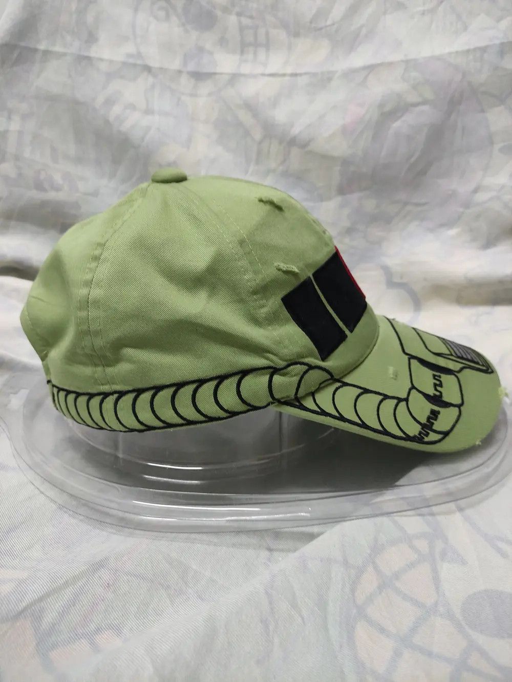 Anime RARE DESIGN 💥BANDAI GUNDAM ZAKU VINTAGE CAP Size ONE SIZE - 5 Thumbnail