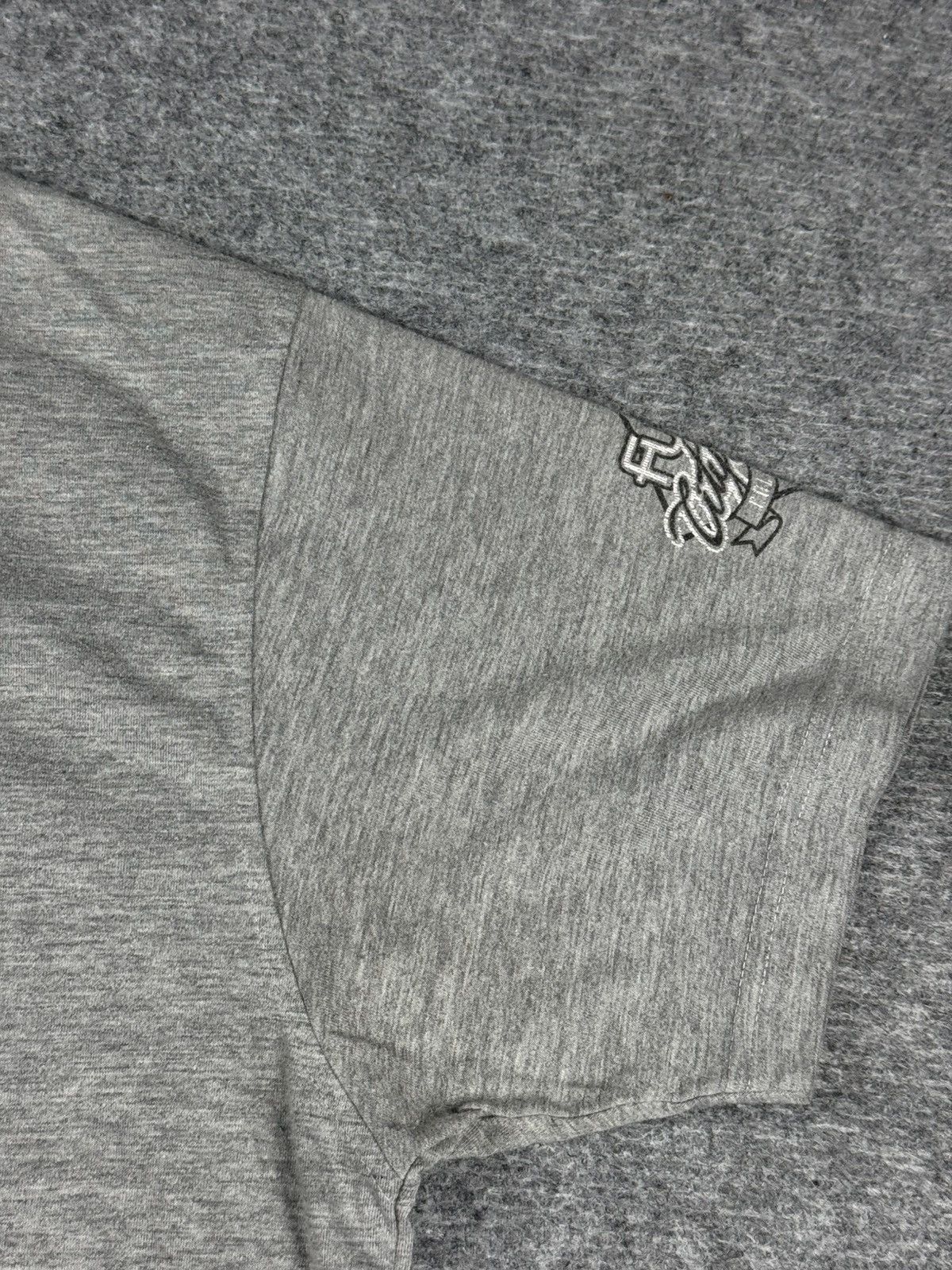 Fubu × Vintage Fubu tshirt Size US M / EU 48-50 / 2 - 5 Thumbnail