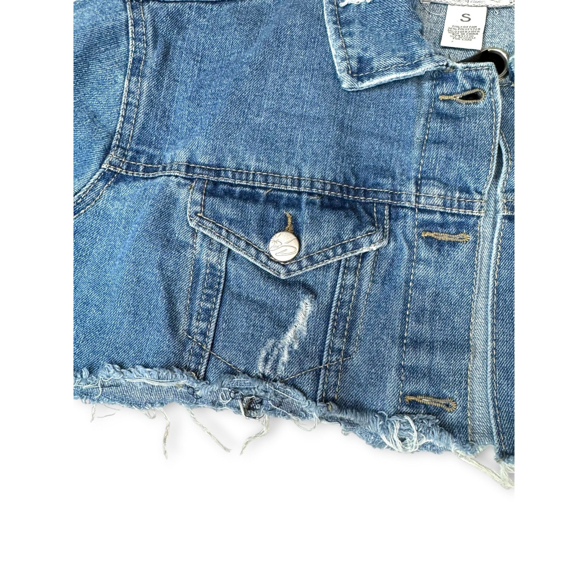 Almost Famous Crave Fame Denim Crop Jacket Distressed Hem Lace-Up Back Siz Size S / US 4 / IT 40 - 4 Thumbnail