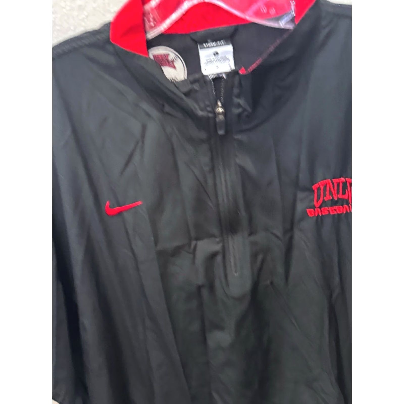 Nike Nike UNLV Baseball Chambers Windbreaker SWEATER Large L Shirt Mens Size US L / EU 52-54 / 3 - 4 Thumbnail
