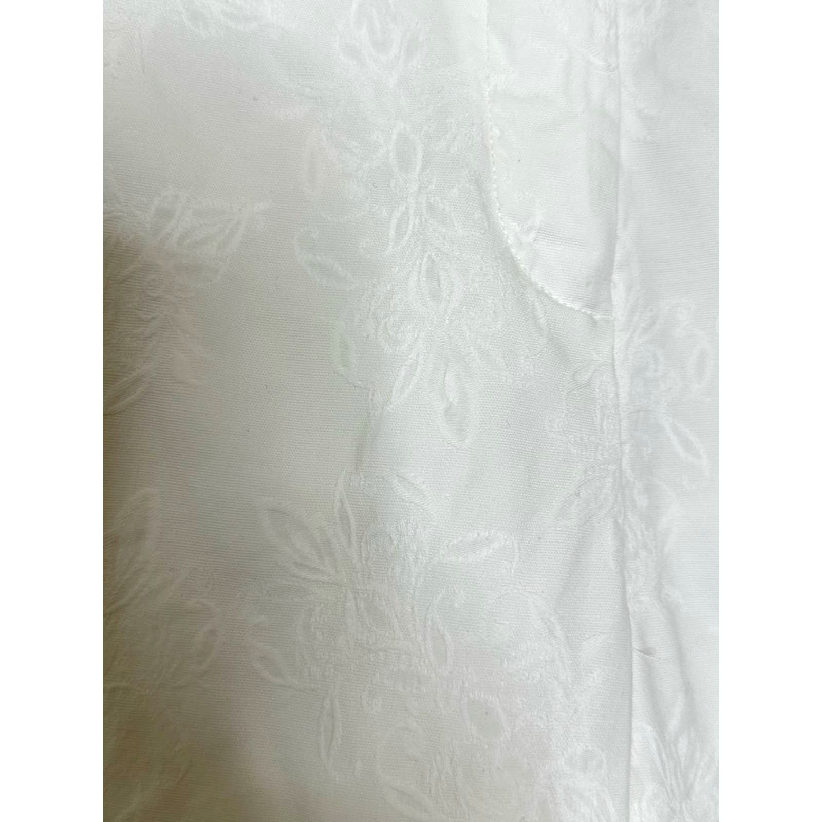 Jones New York Jones New York white floral textured cropped pants size 6 Size 28" / US 6 / IT 42 - 8 Thumbnail