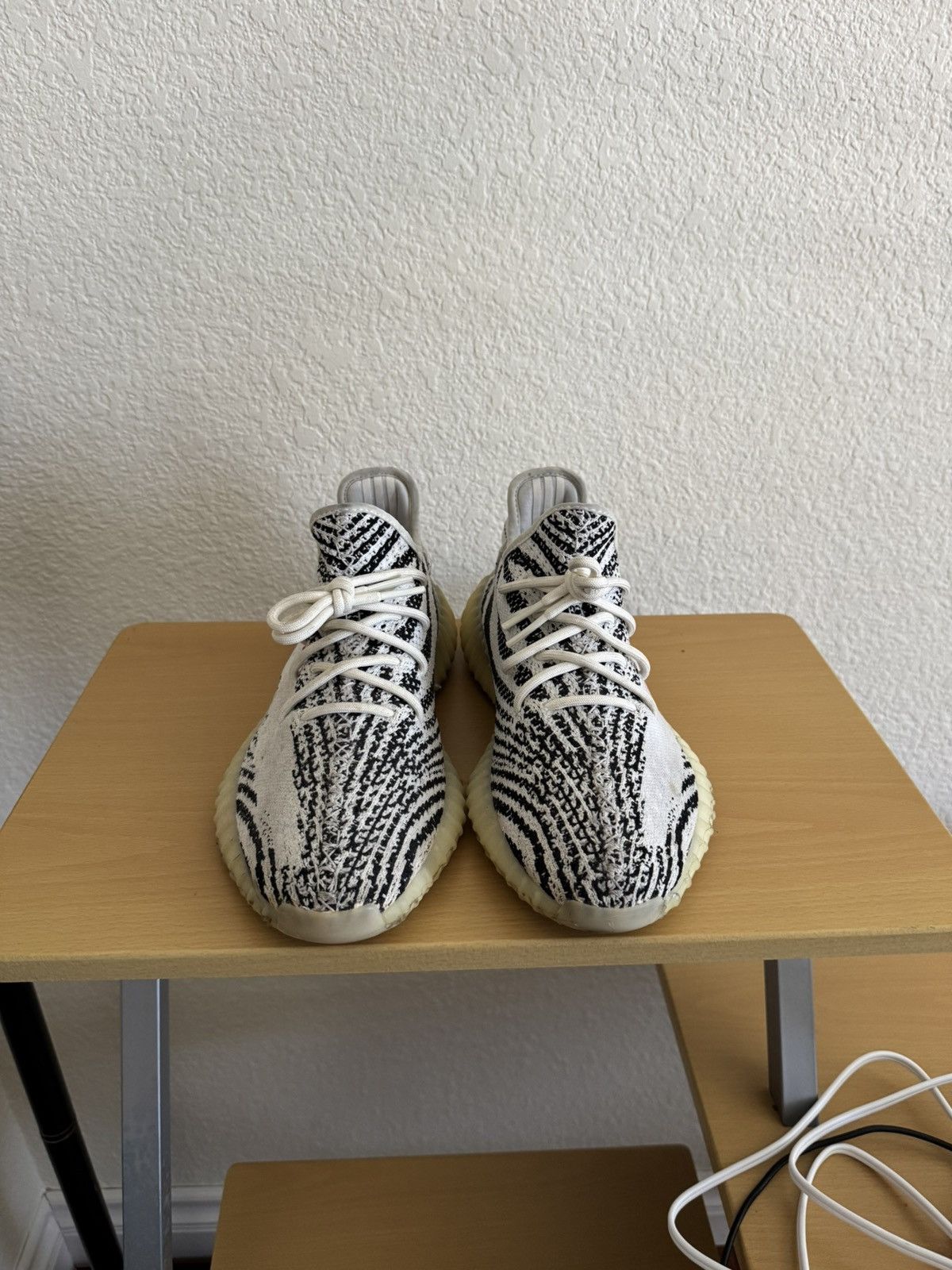 Adidas Yeezy 350 Zebra Size US 9.5 / EU 42-43 - 3 Thumbnail